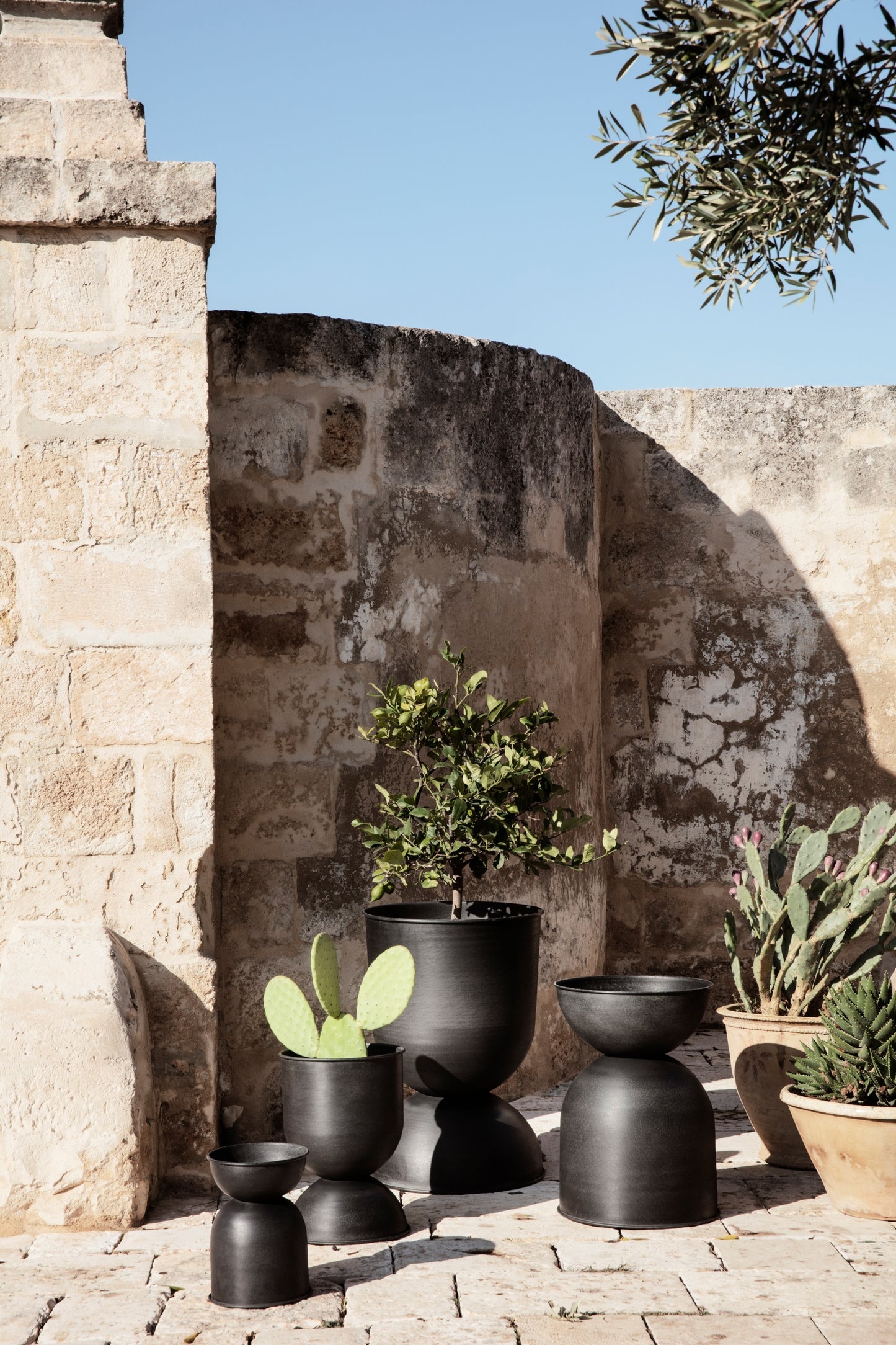 Ferm Living Hourglass ruukku XS