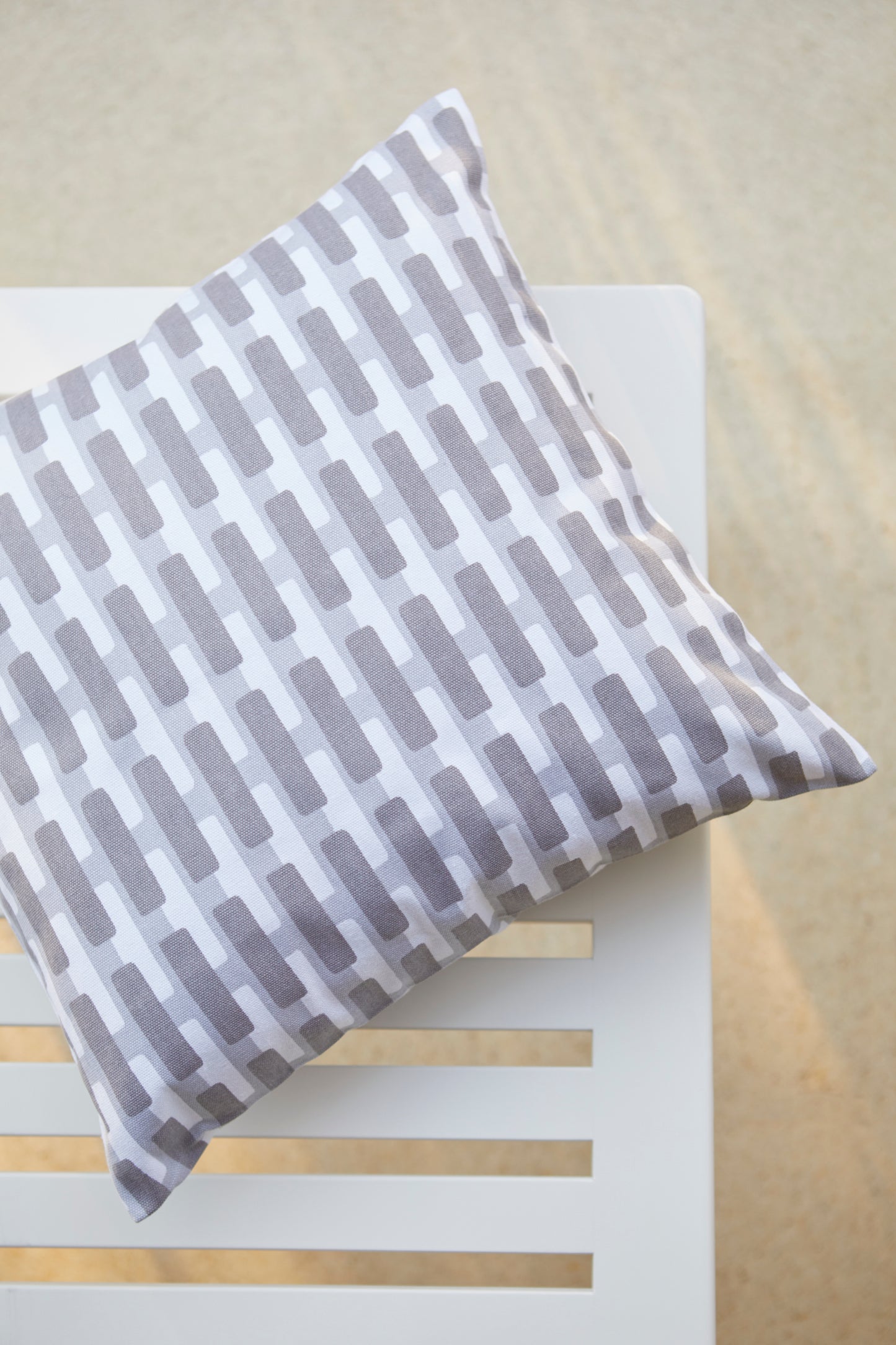 Artek Siena tyynynpäällinen 40x40 harmaa/vaaleanharmaa