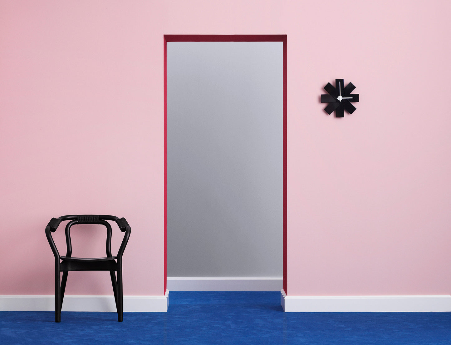 Normann Copenhagen Watch Me kello musta