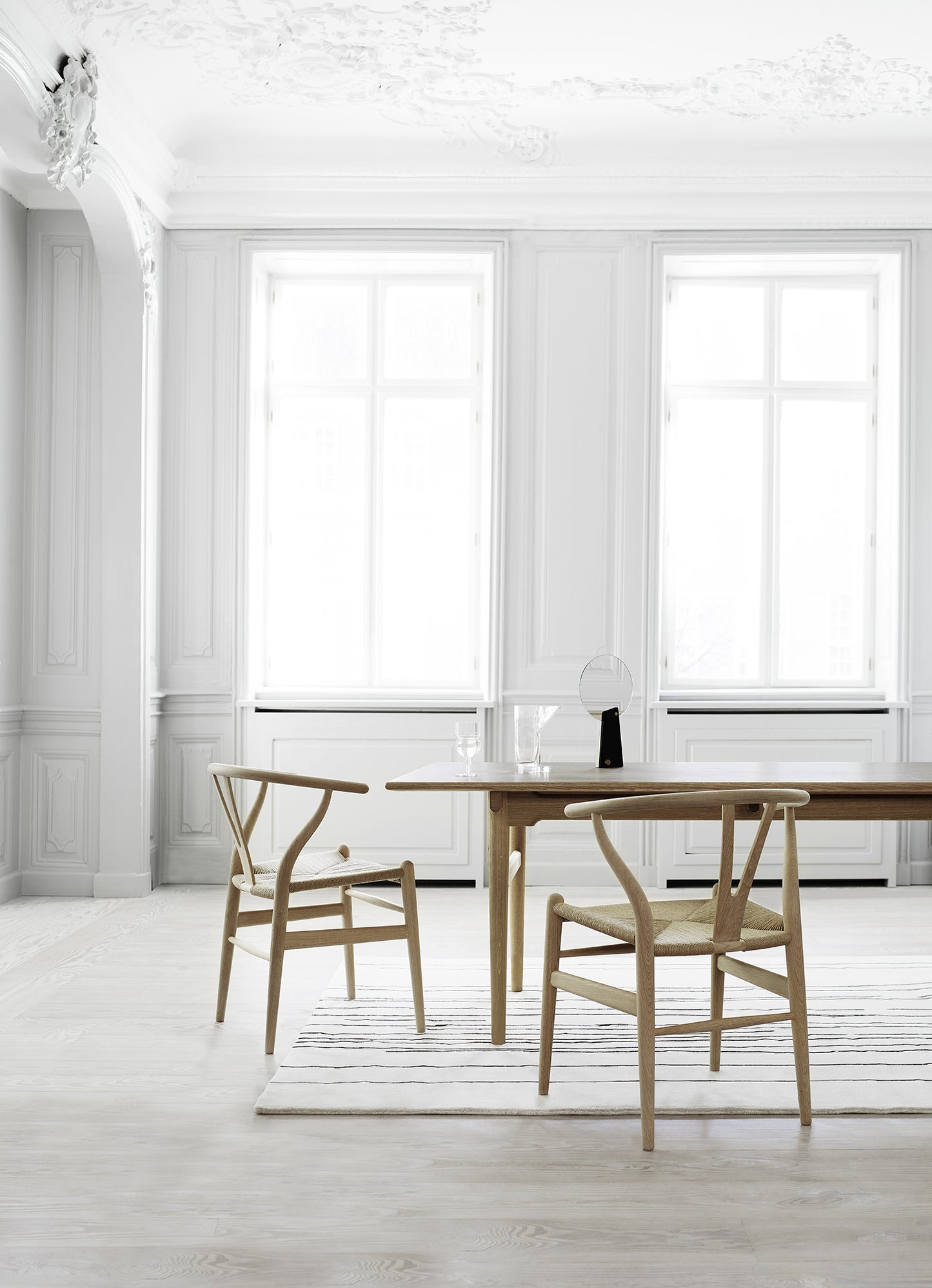 Carl Hansen & Søn CH24 Wishbone saippuoitu tammi/luonnonväri