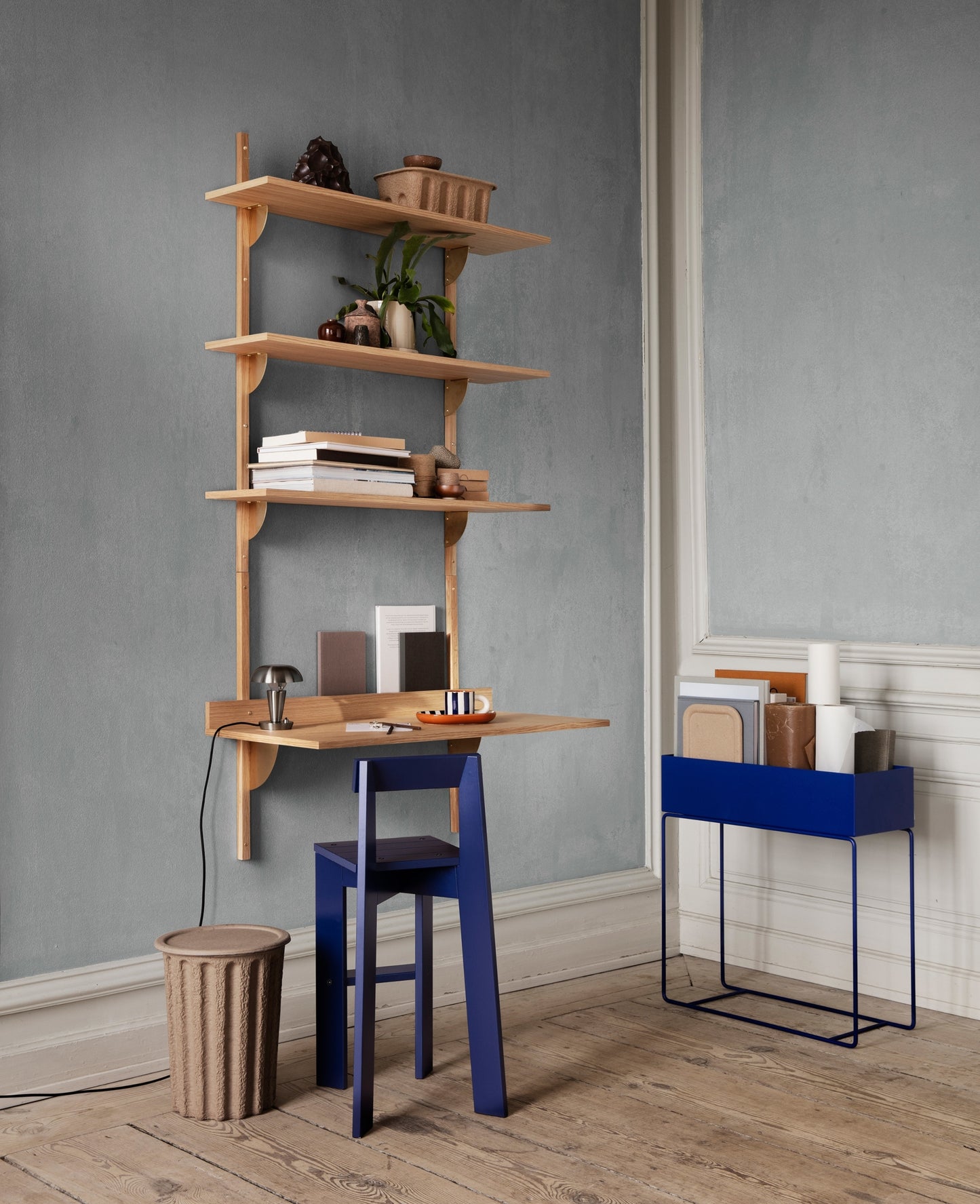 Ferm Living Plant box kirkkaansininen
