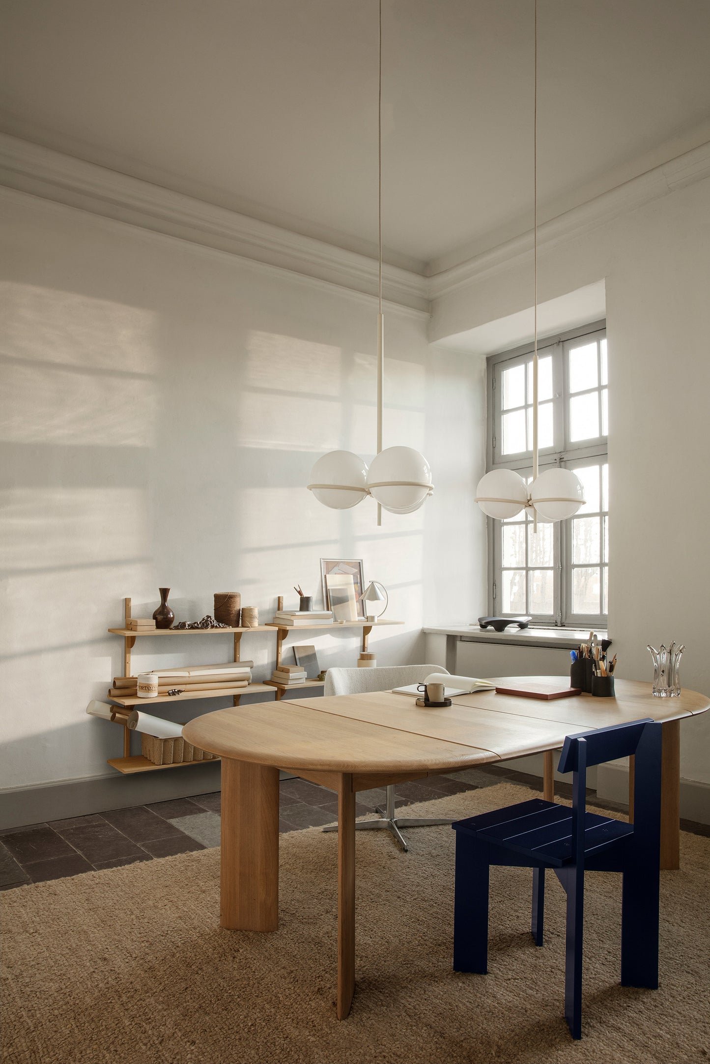 Ferm Living Bevel jatkettava pöytä 117-217cm tammi