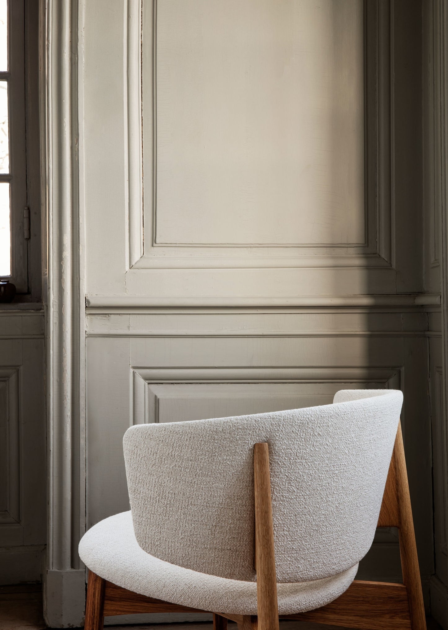 Ferm Living Herman lepotuoli tammi/valkoinen