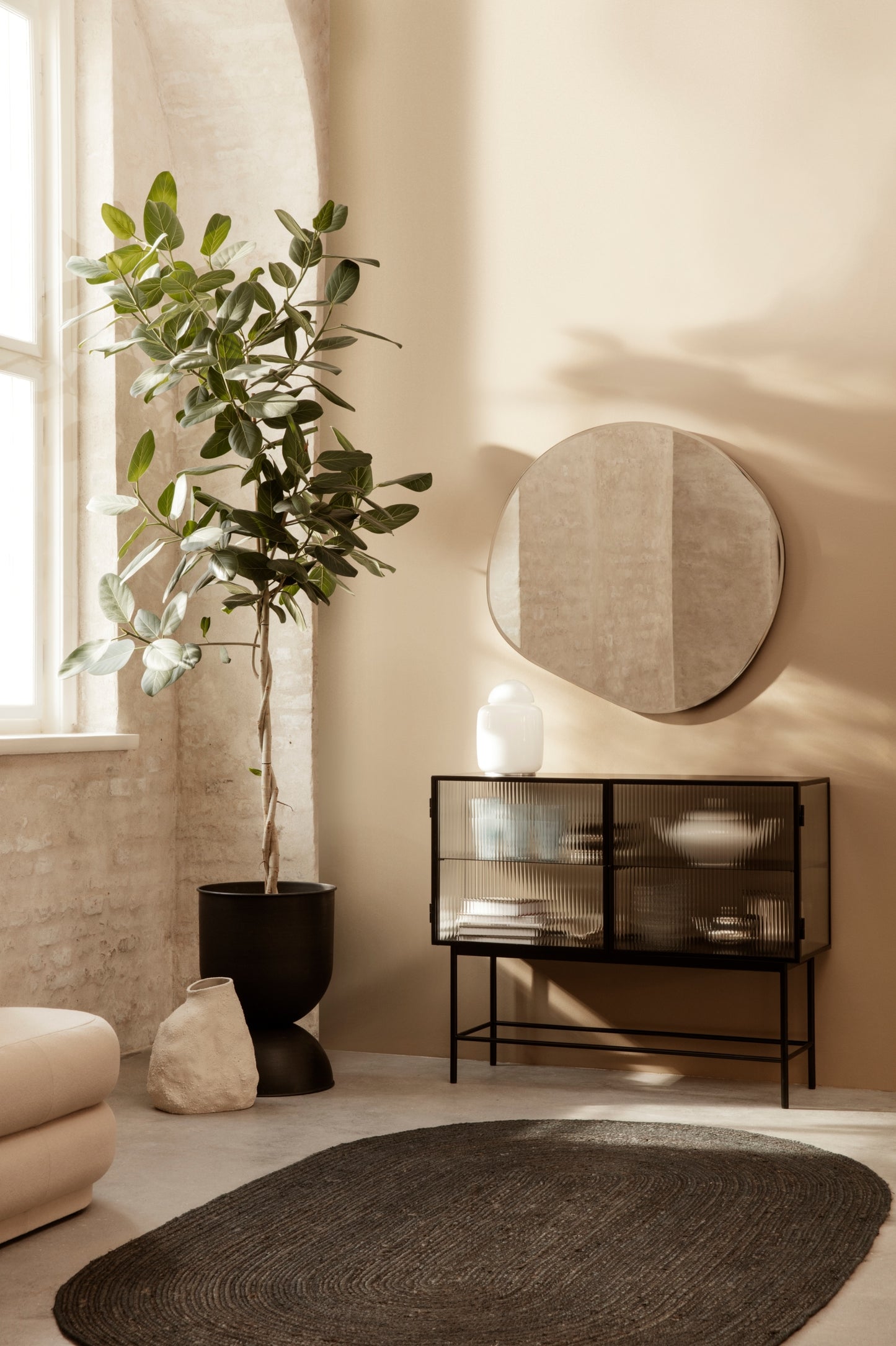 Ferm Living Pond XL peili messinki