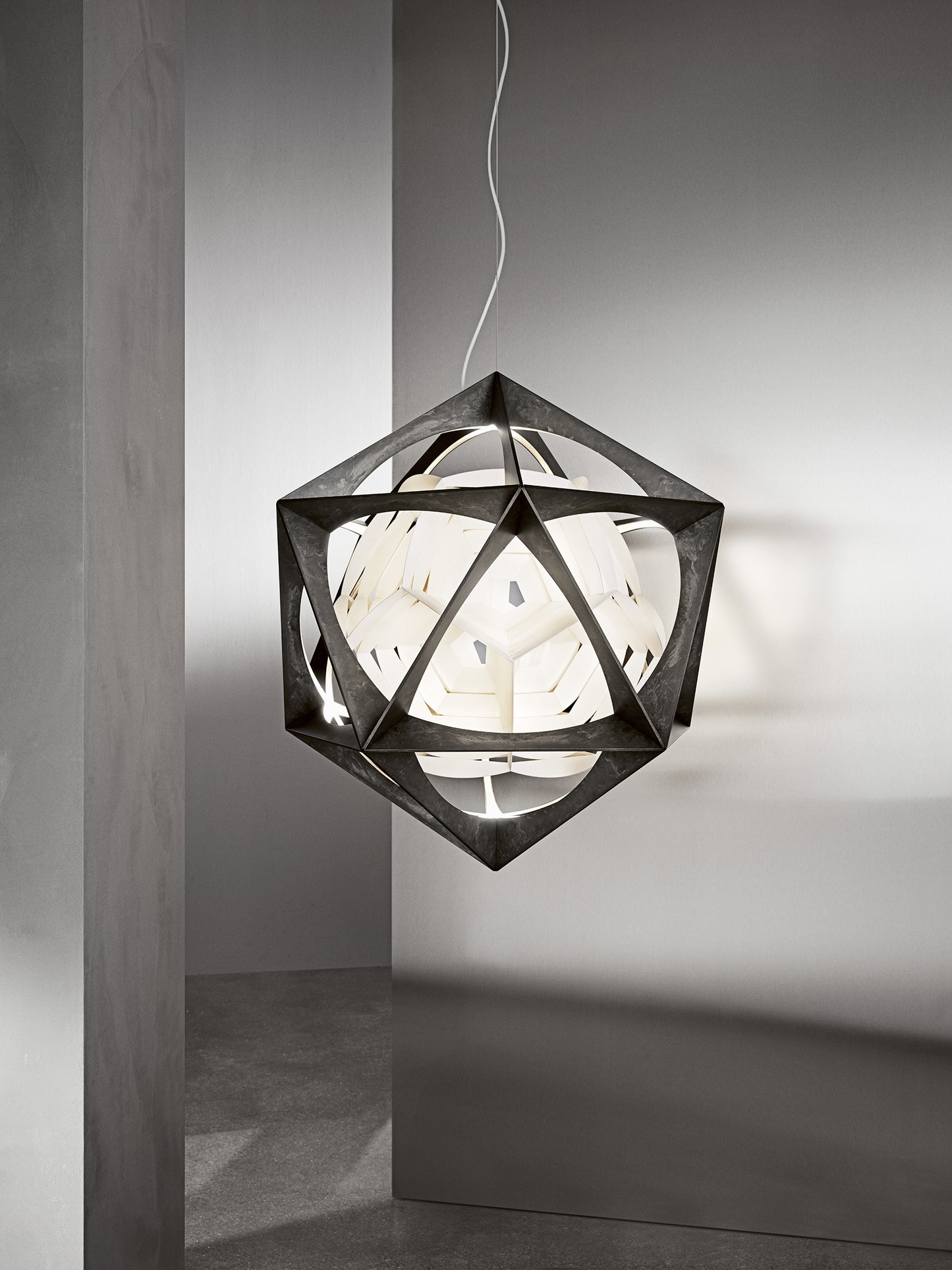 Louis Poulsen OE Quasi Light valaisin