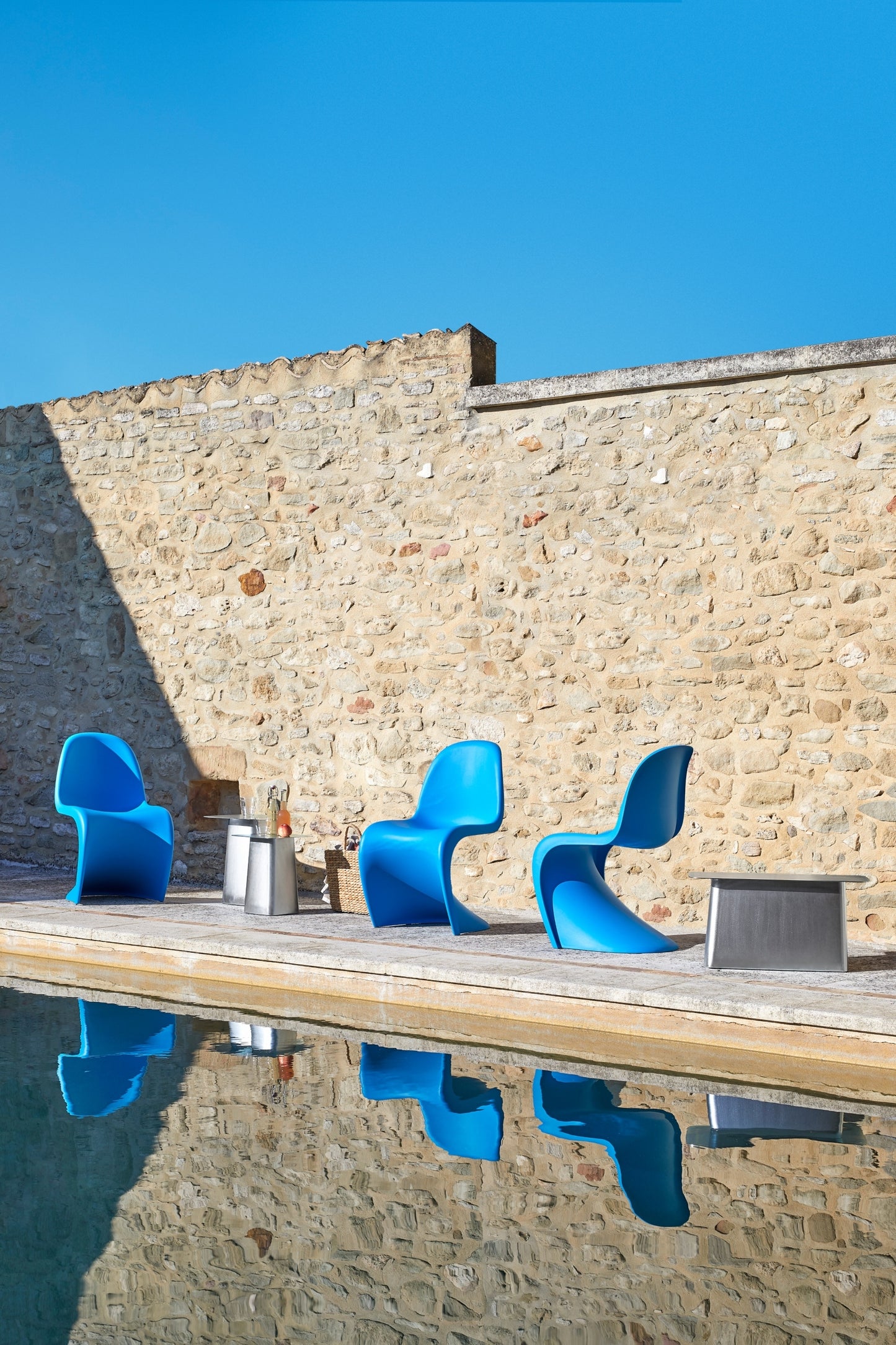 Vitra Panton tuoli sininen