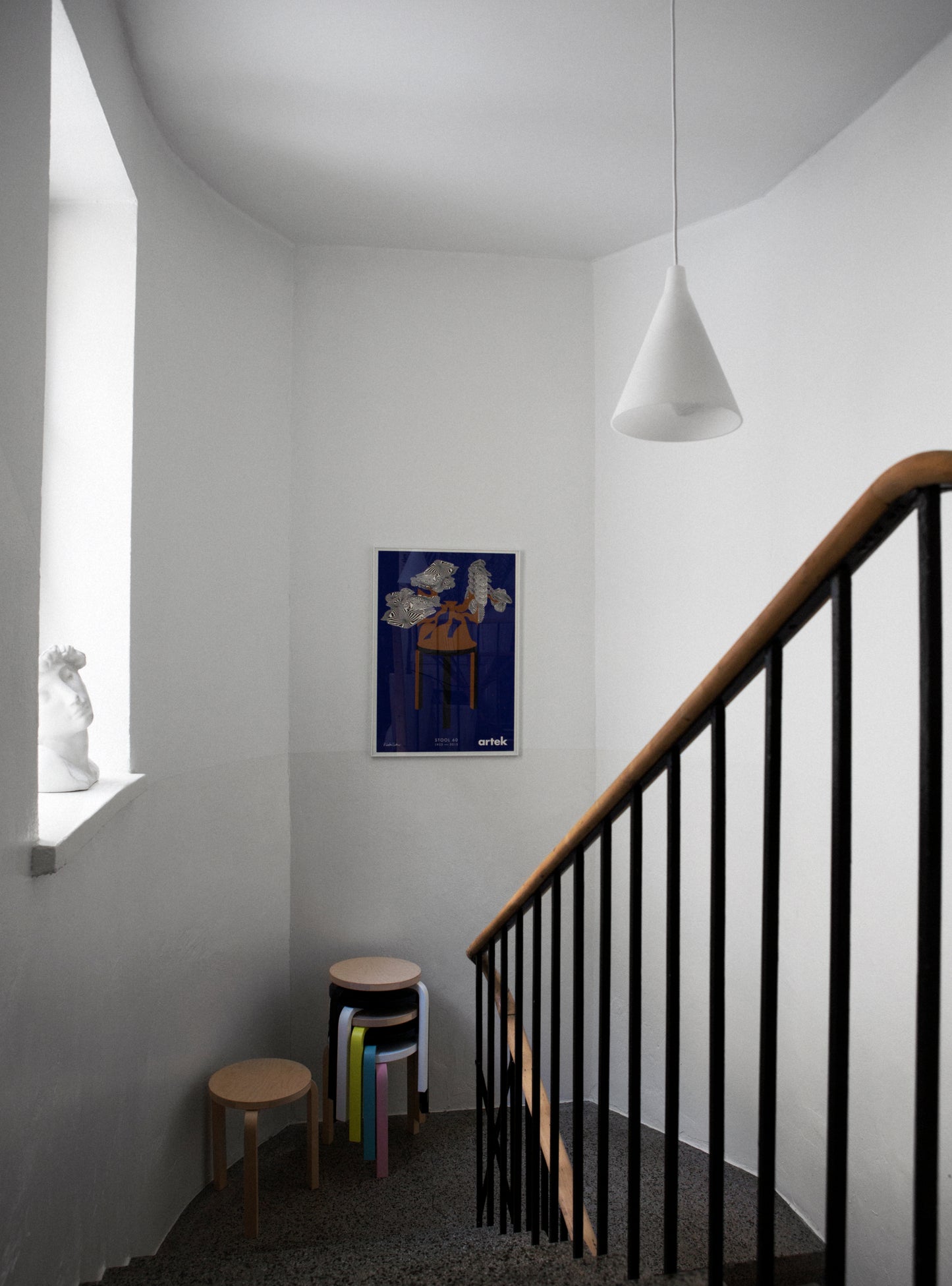 Artek TW002 "Triennaali" valaisin valkoinen