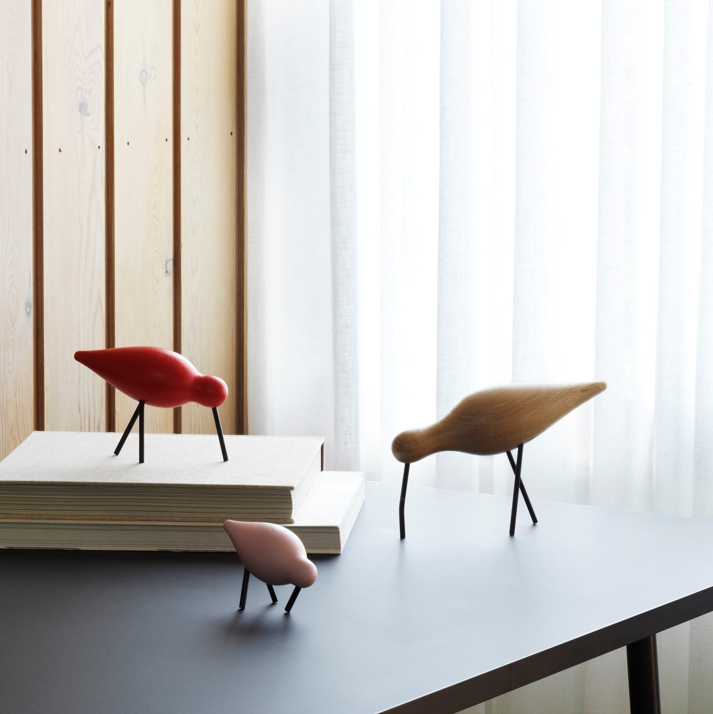 Normann Copenhagen Shorebird L tammi/musta metalli