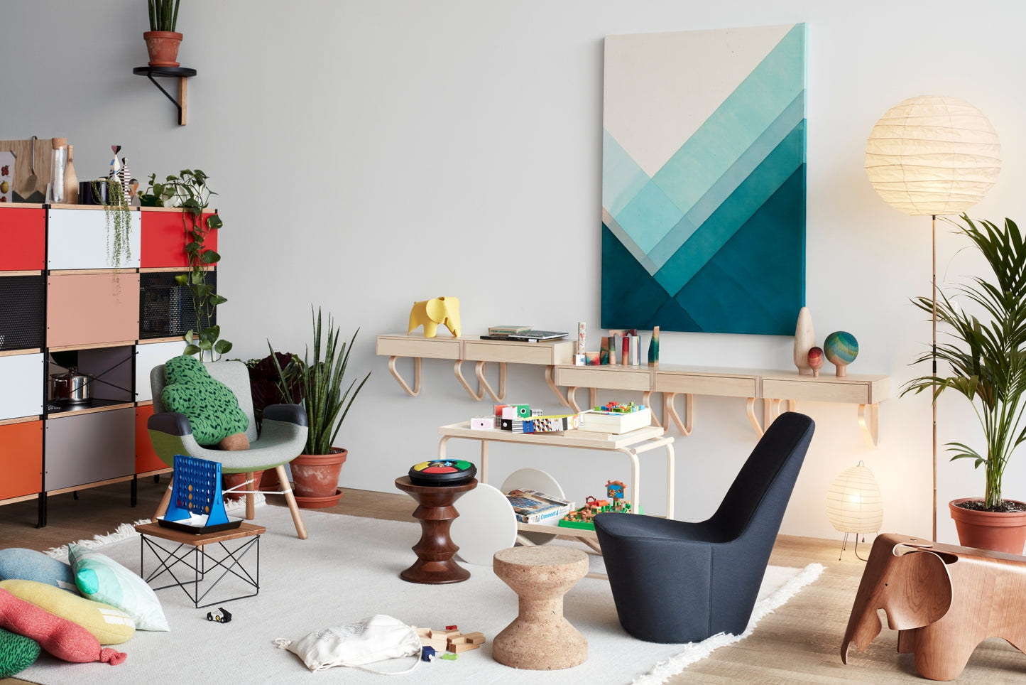 Vitra Stools, malli B pähkinä