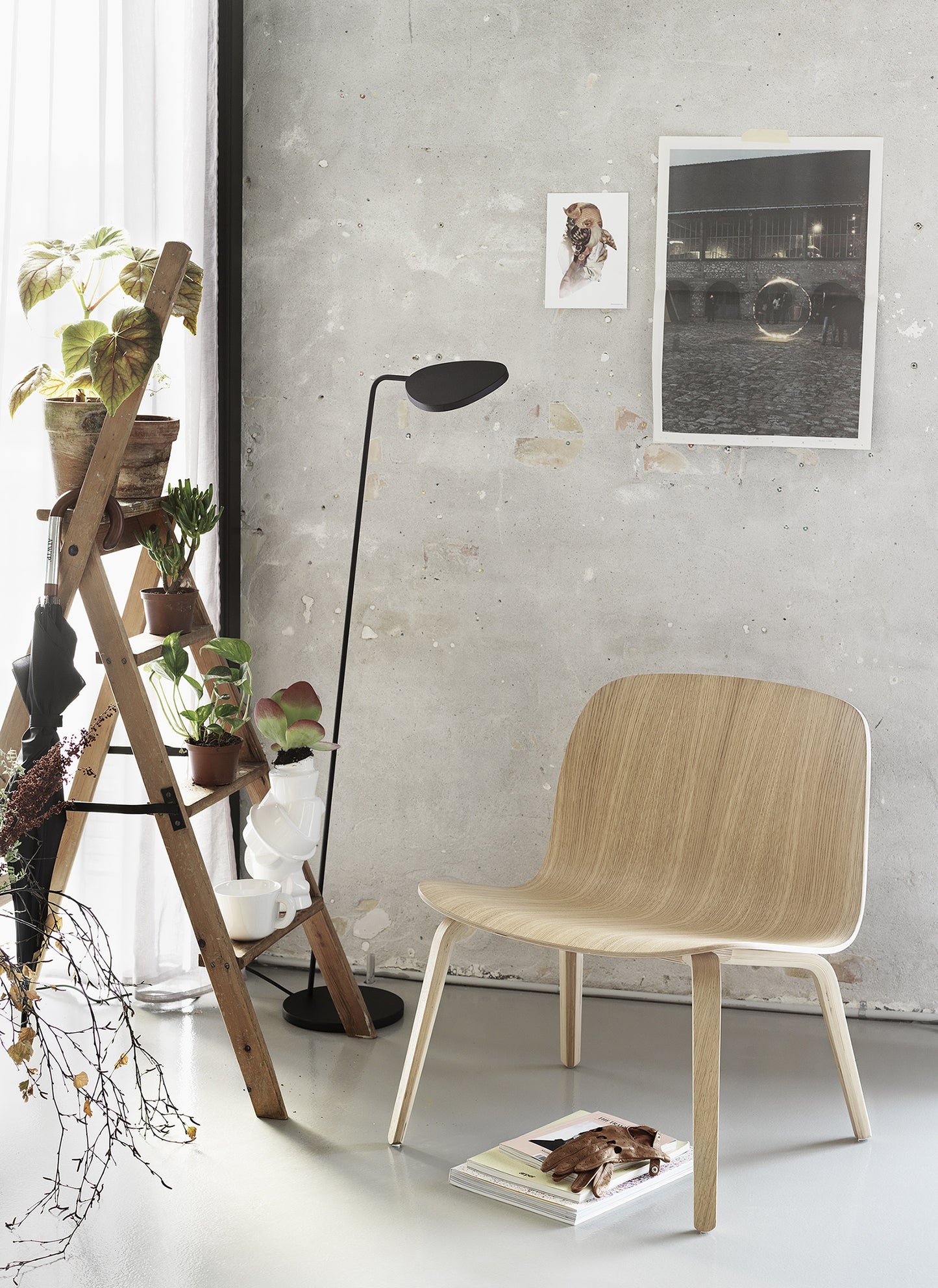 Muuto Visu nojatuoli tammi