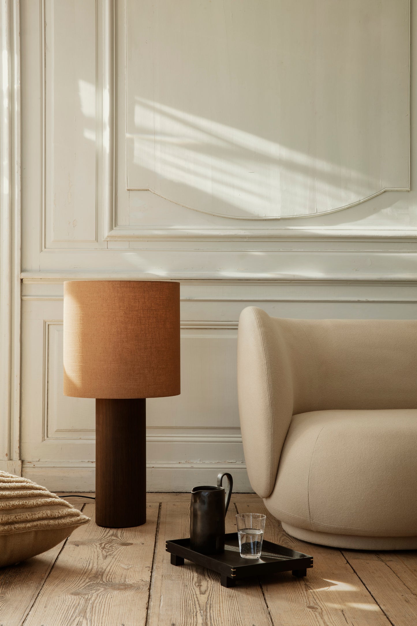 Ferm Living Eclipse varjostin L curry
