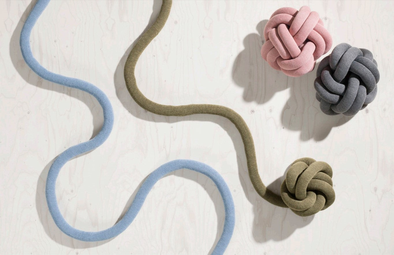 Design House Stockholm Knot tyyny pinkki