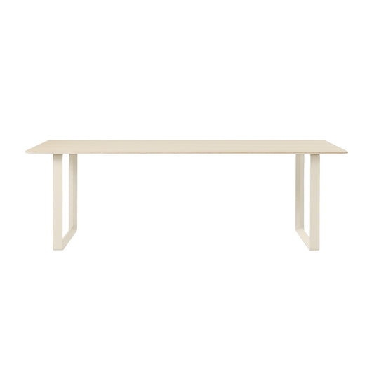 Muuto 70/70 pöytä 225x90 massiivitammi/hiekka