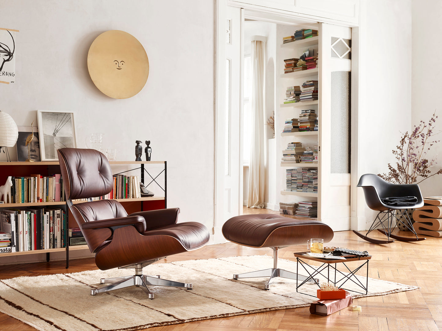 Vitra Eames LTR Occasional pöytä musta/kromi
