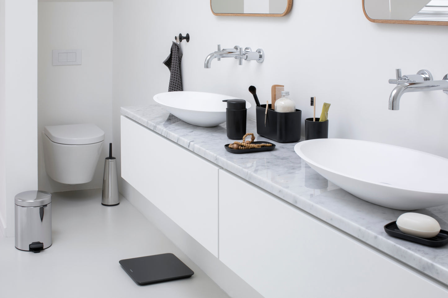Brabantia newIcon poljinroska-astia kiillotettu teräs