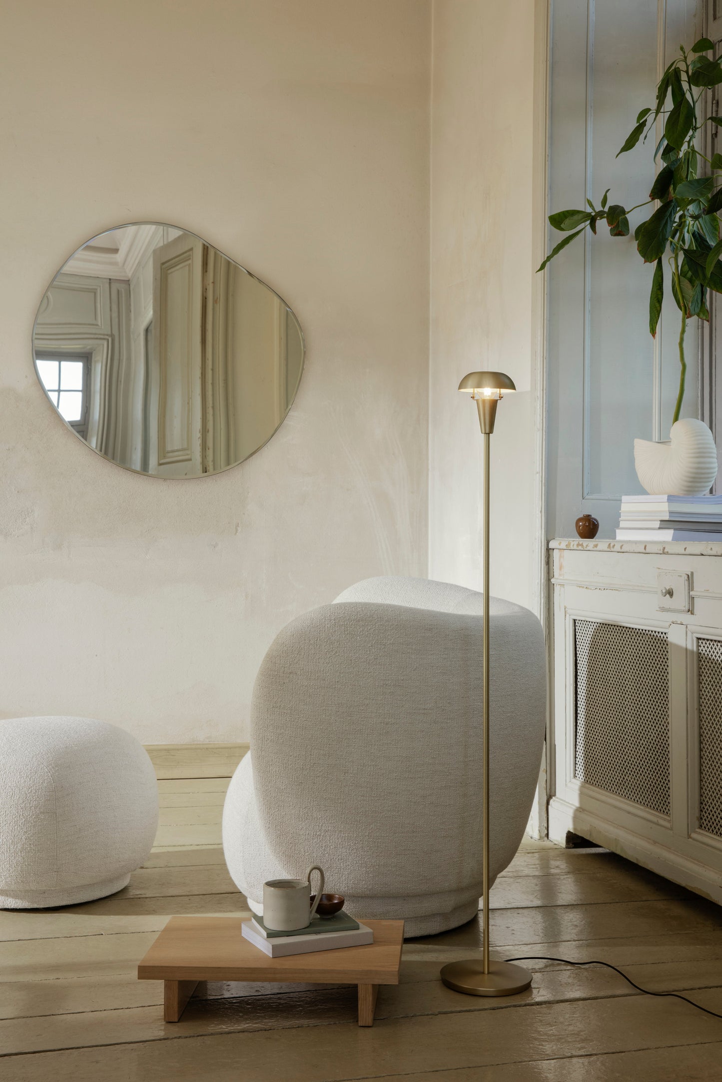 Ferm Living Pond XL peili kromi