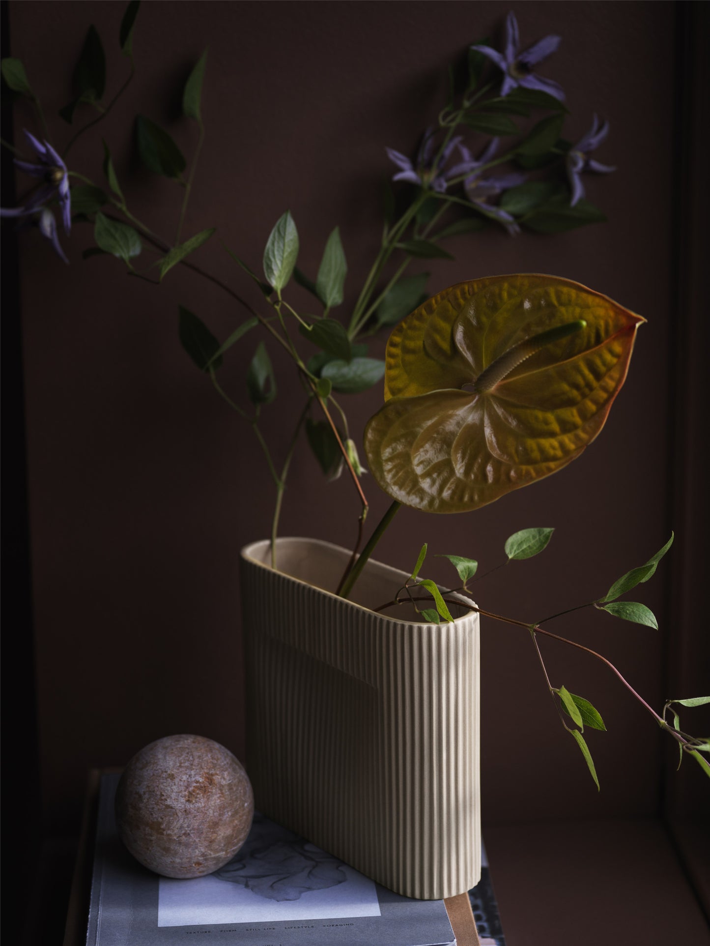 Muuto Ridge S vaasi beige