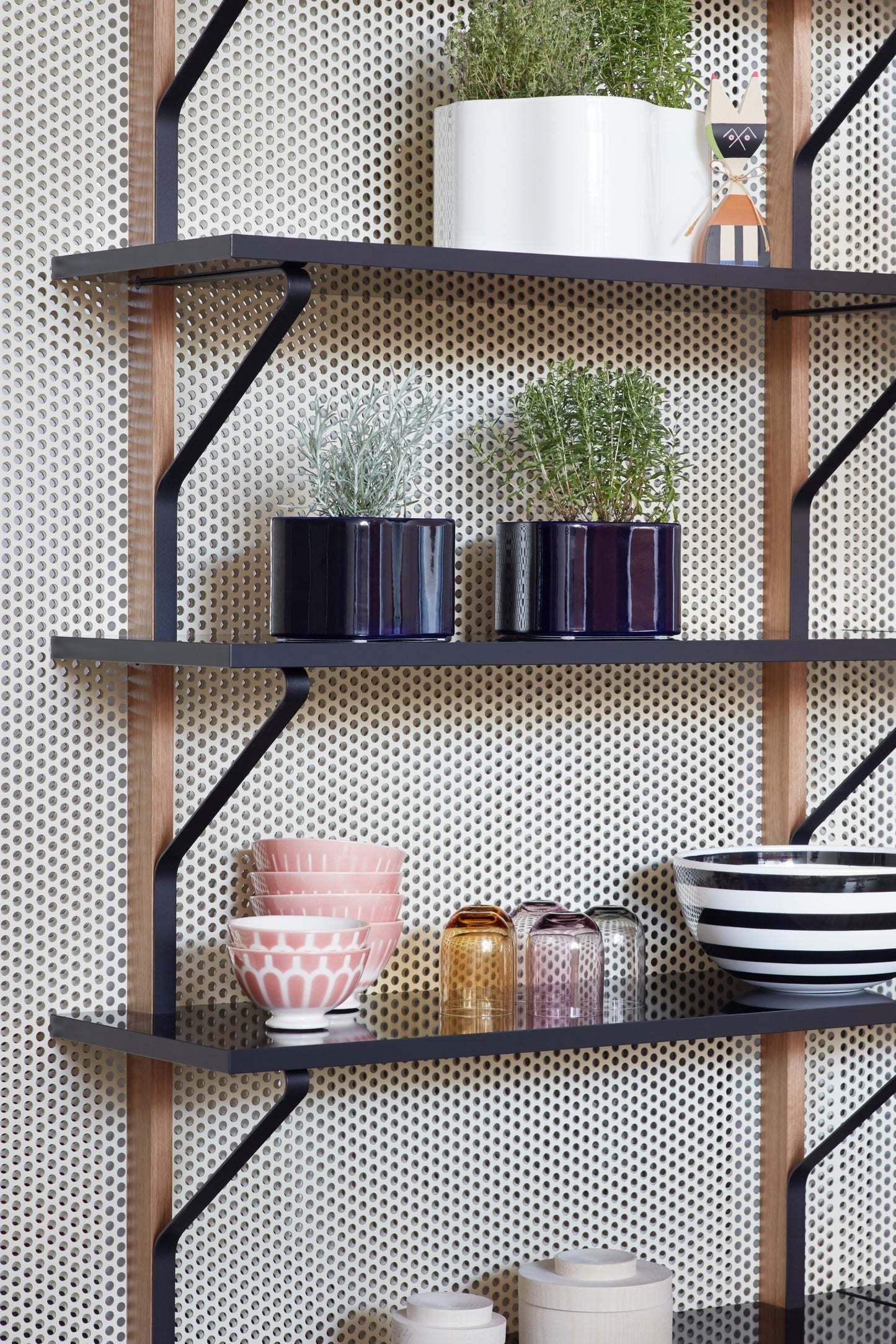 Vitra puunukke No. 9