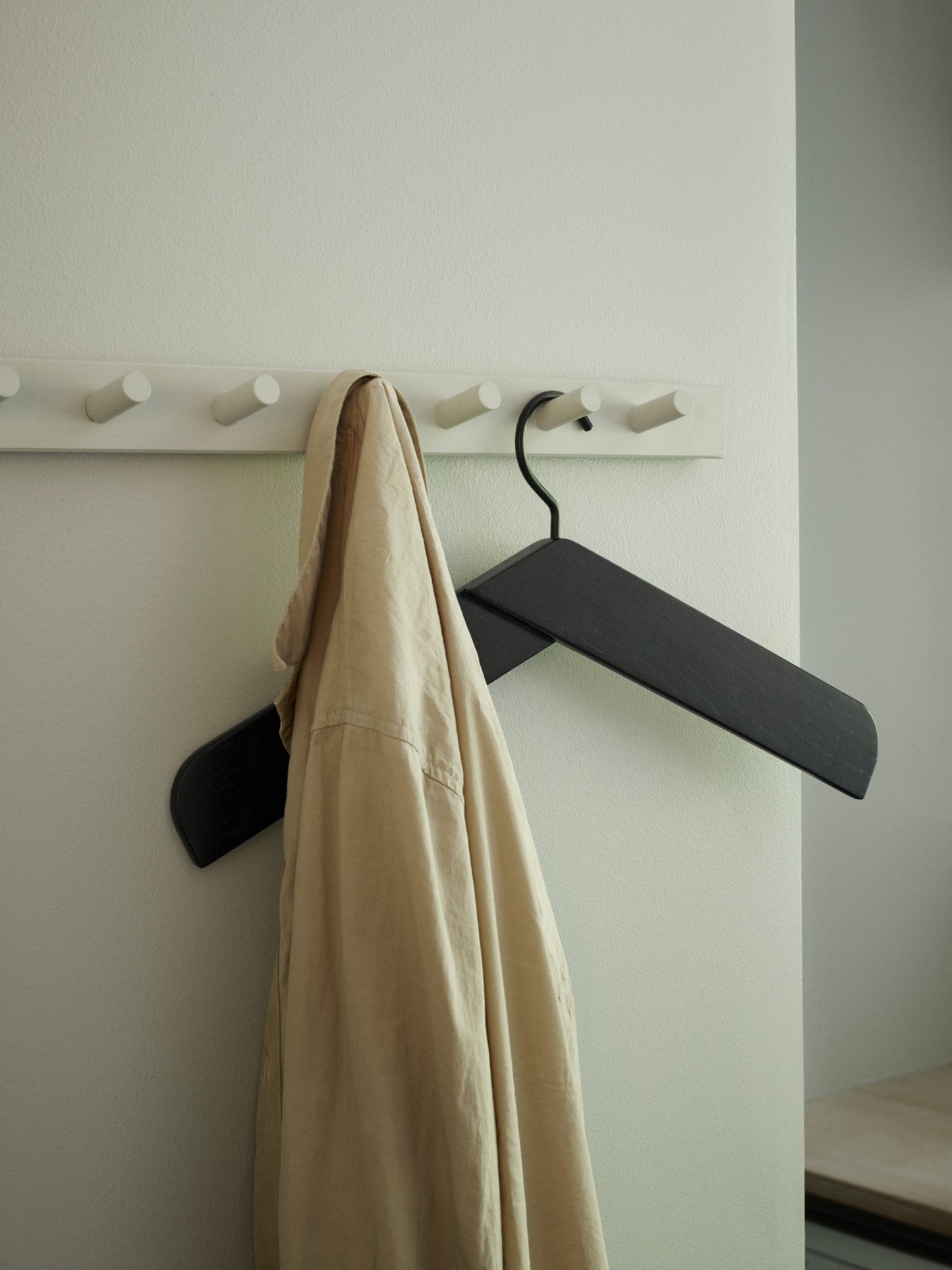 Skagerak Collar henkari musta
