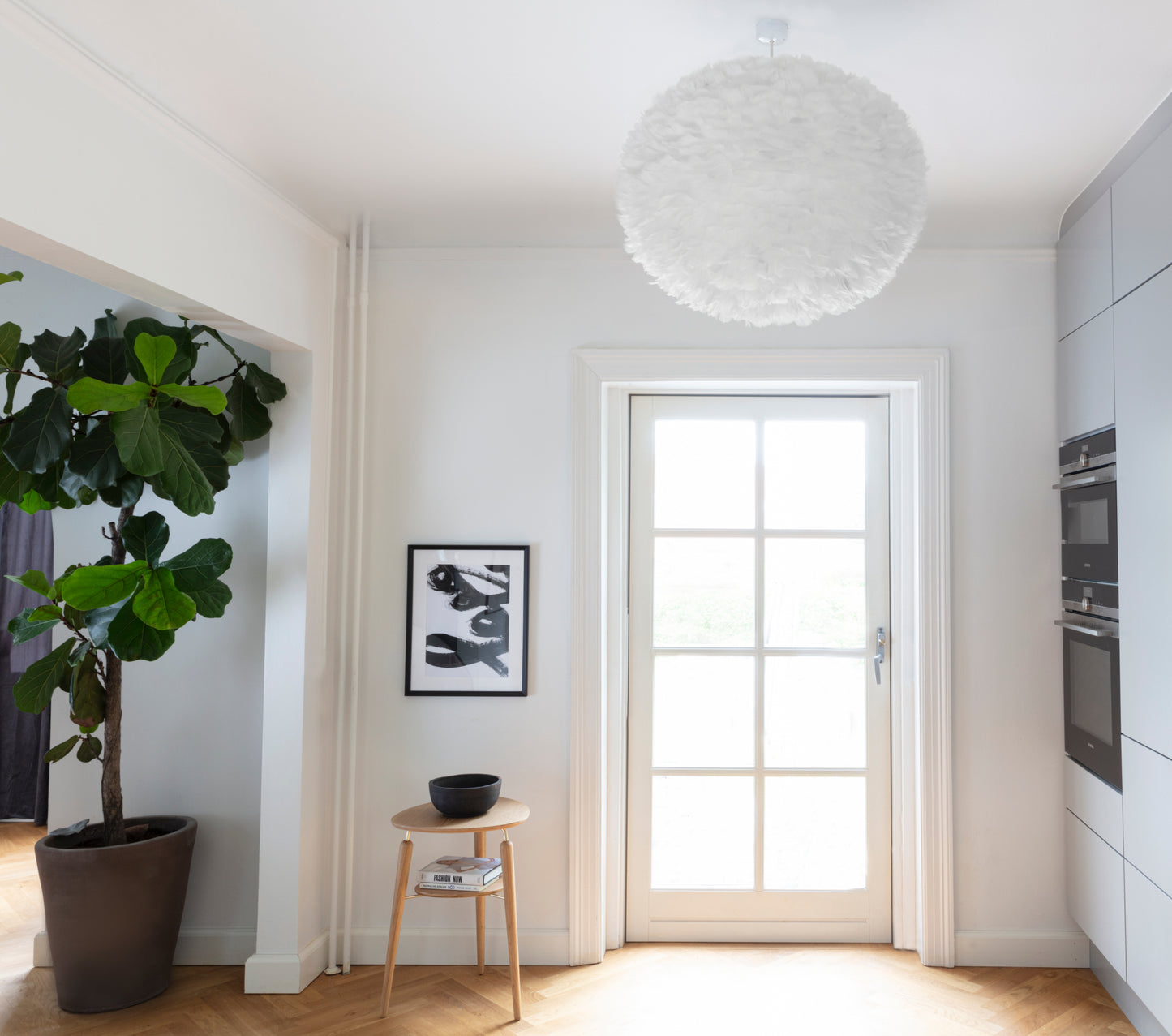 UMAGE Eos valaisin XL valkoinen