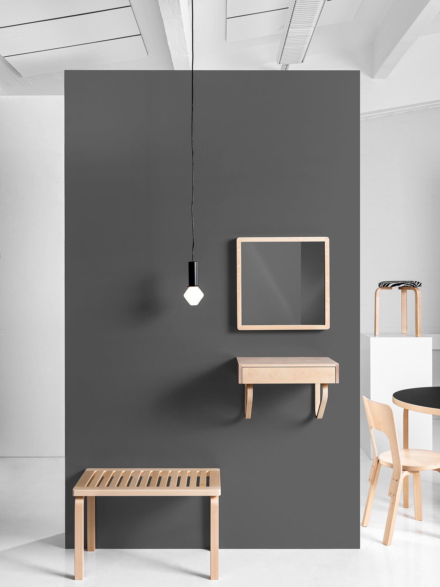 Artek TW003 riippuvalaisin musta