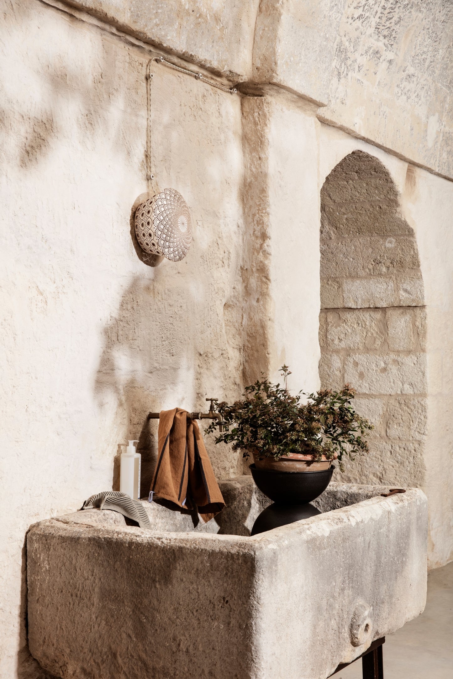 Ferm Living Hourglass ruukku XS