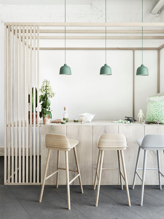 Muuto Nerd korkea baarituoli keltainen hiekka
