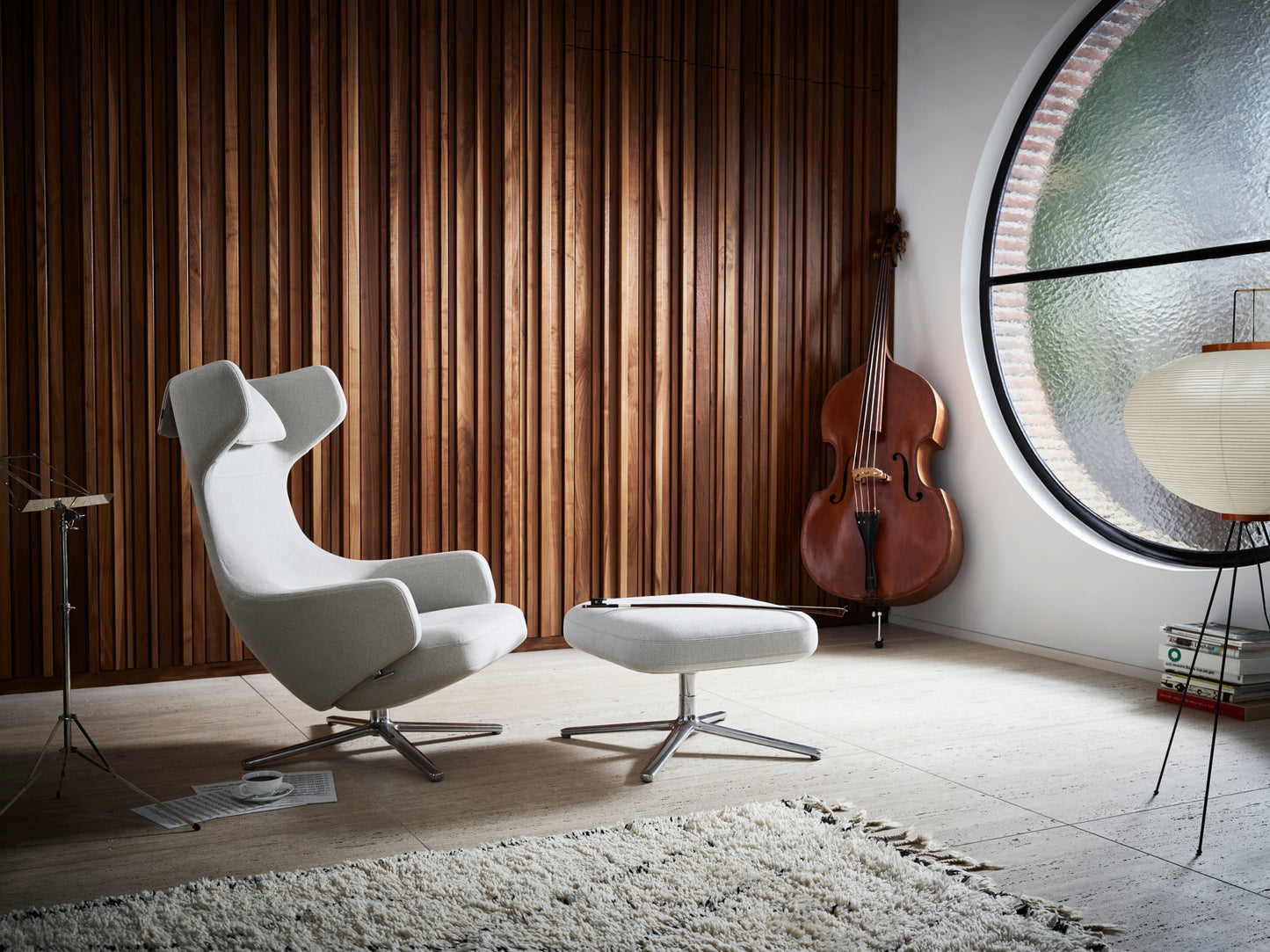 Vitra Akari 10A lattiavalaisin