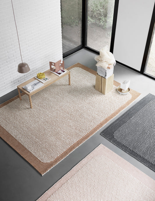 Muuto Pebble matto 170x240 roosa