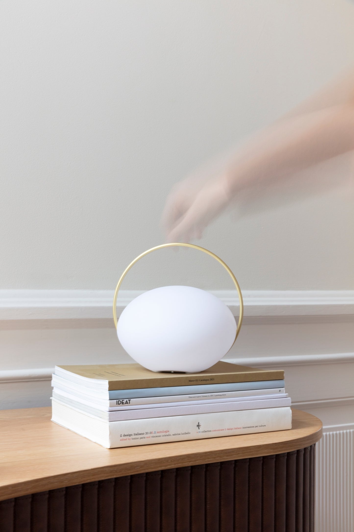 UMAGE Orbit Portable pöytävalaisin