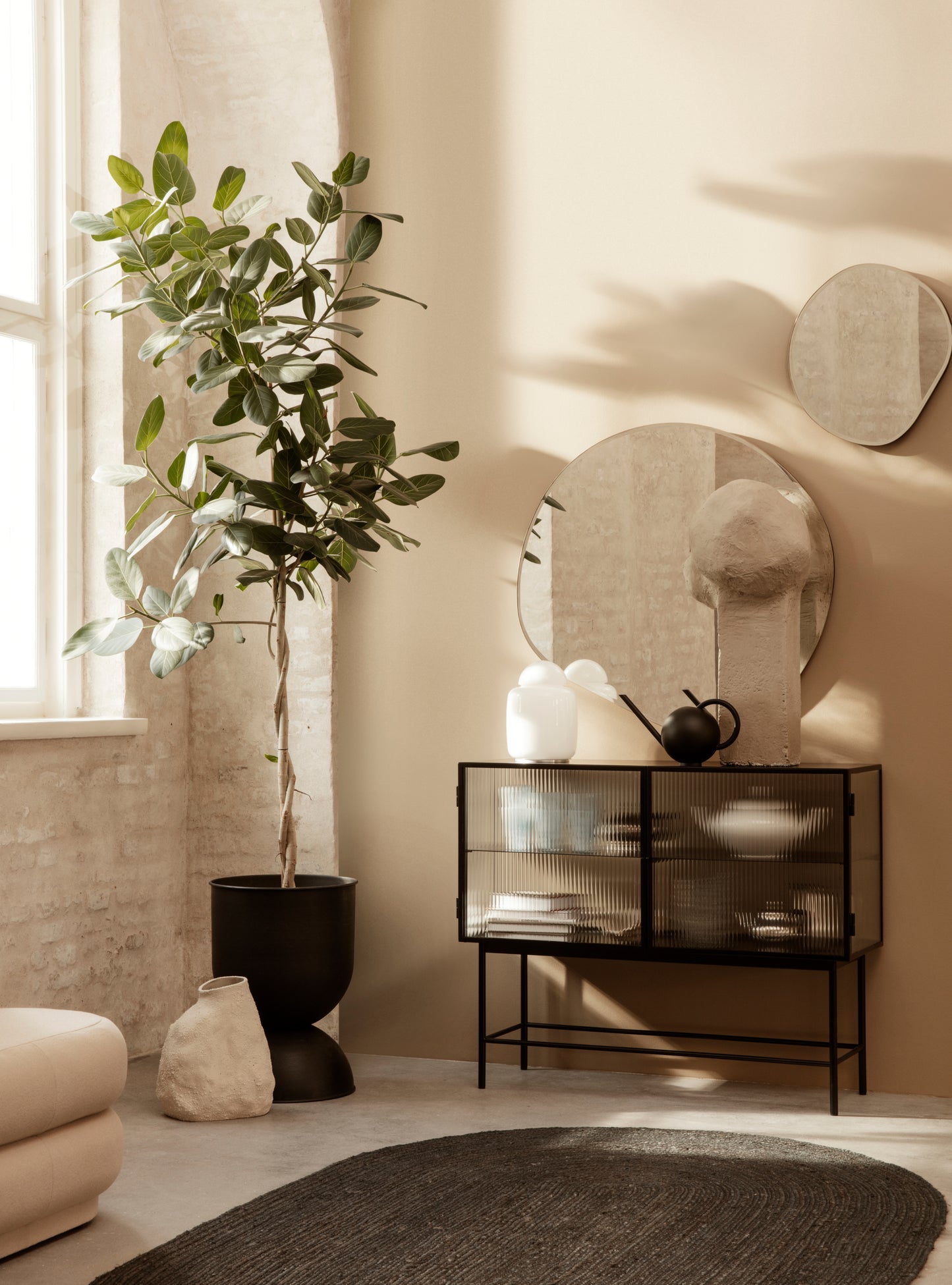 Ferm Living Bell pöytävalaisin