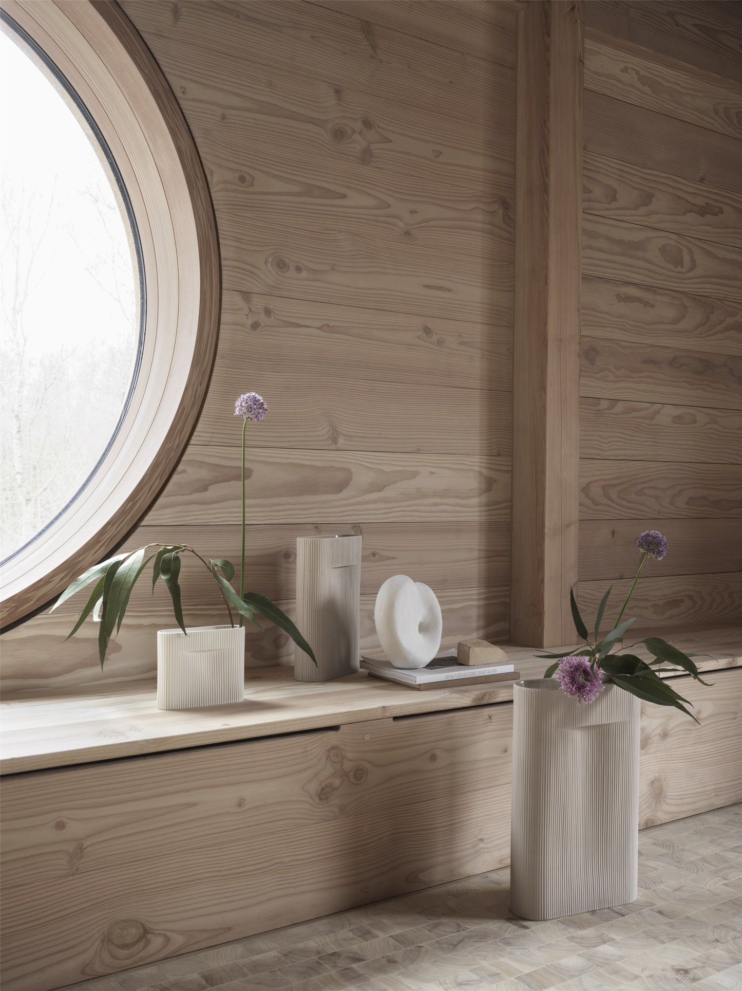 Muuto Ridge M vaasi beige