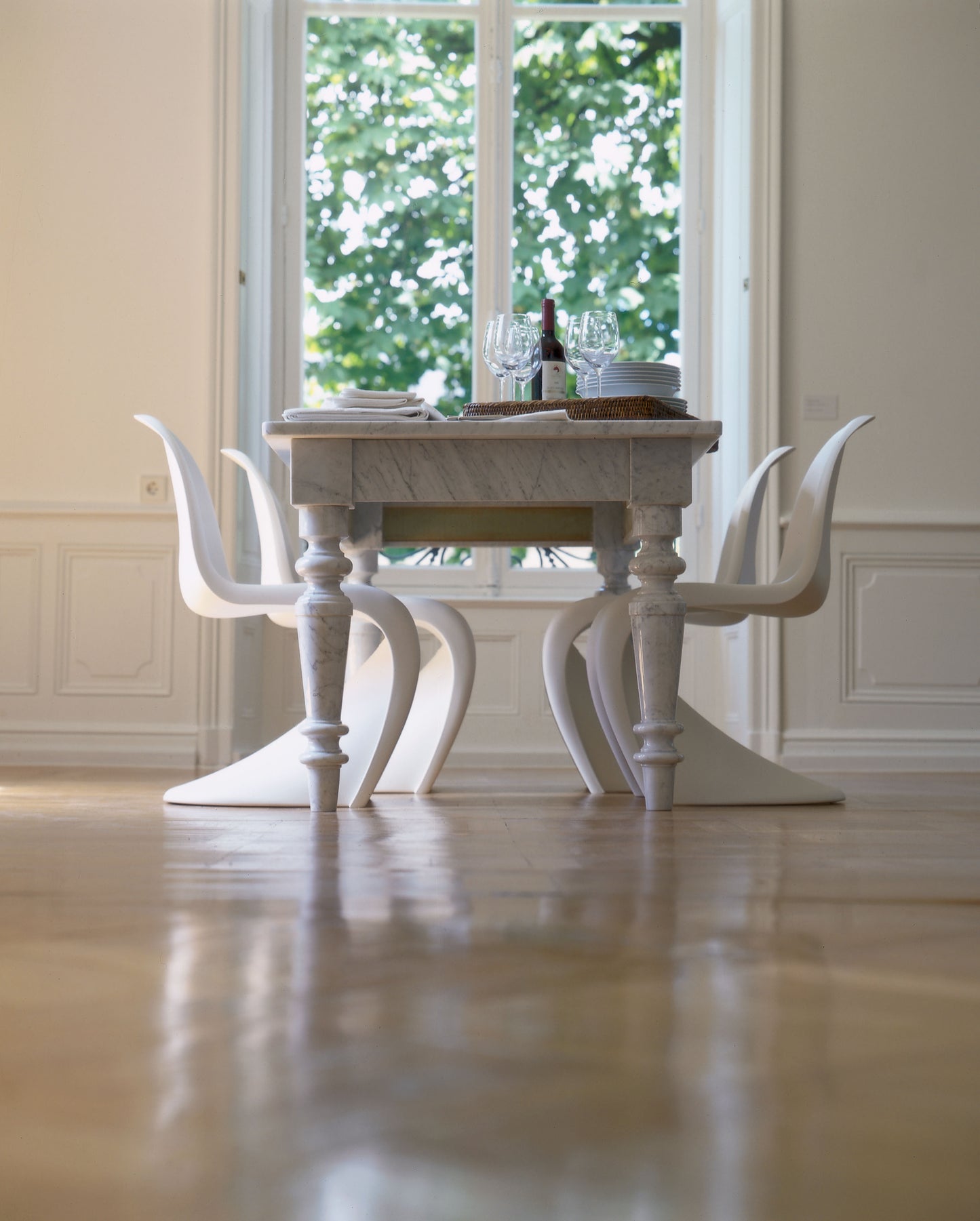 Vitra Panton tuoli valkoinen