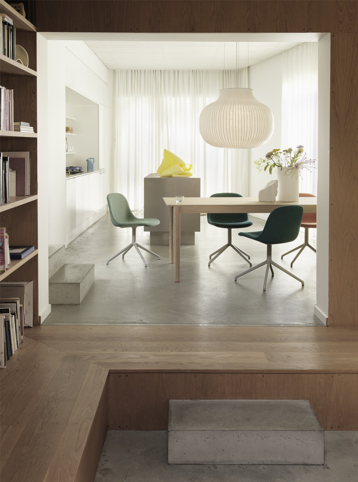 Muuto Strand closed valaisin 80cm