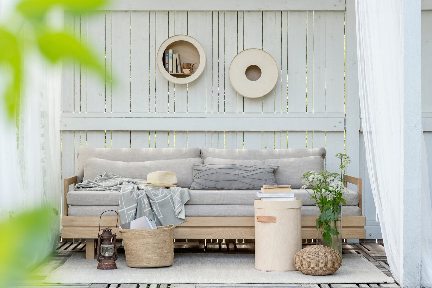 Tapio Anttila Collection Day&Night vuodesohva harmaa
