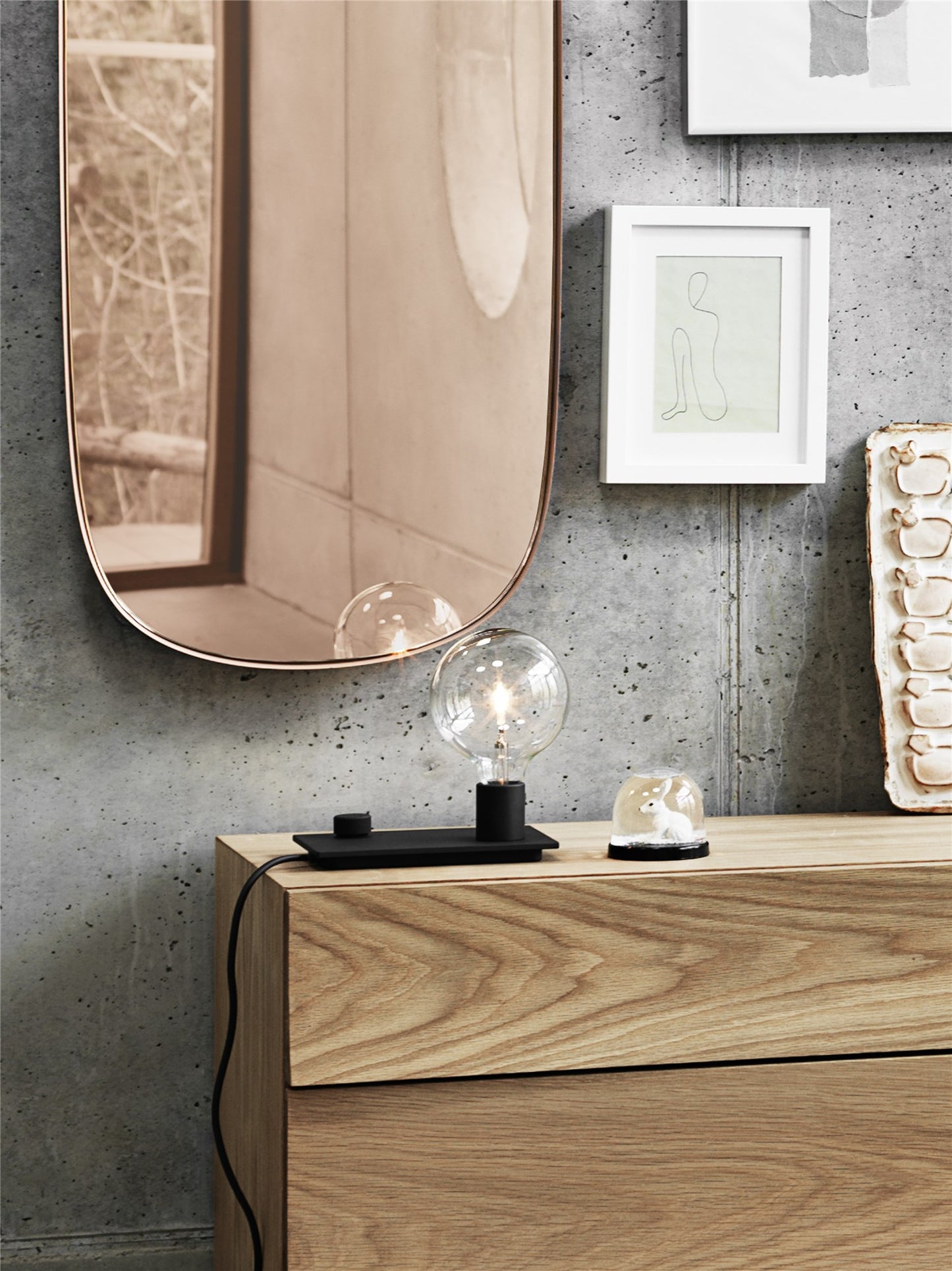 Muuto Framed peili L roosa/roosa