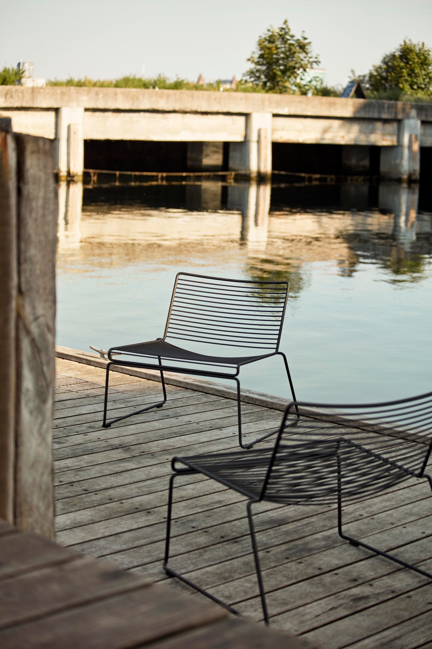 HAY Hee Lounge Chair ruosteenpunainen
