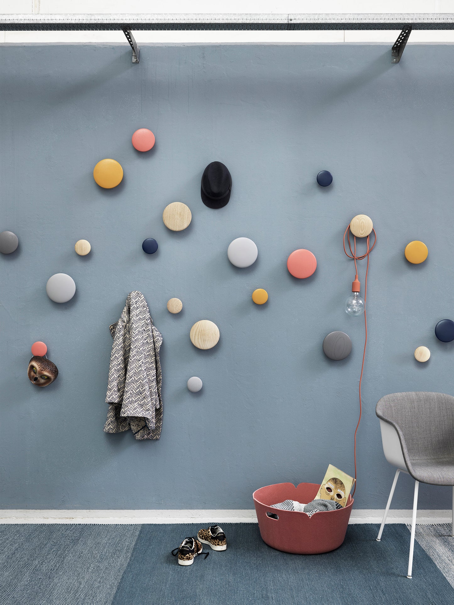 Muuto Dots ripustin 5 kpl harmaa
