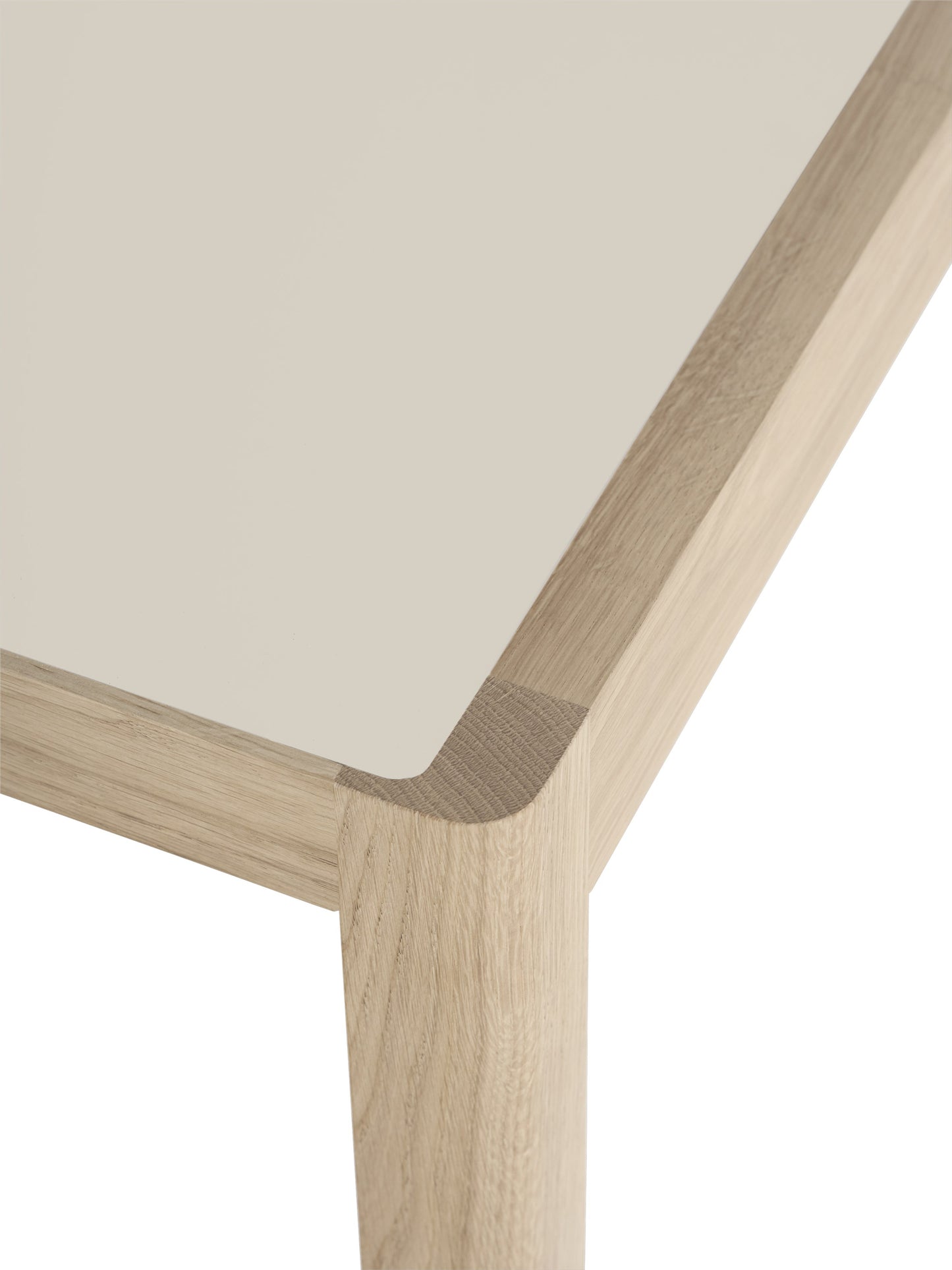 Muuto Workshop pöytä 140x90 harmaa