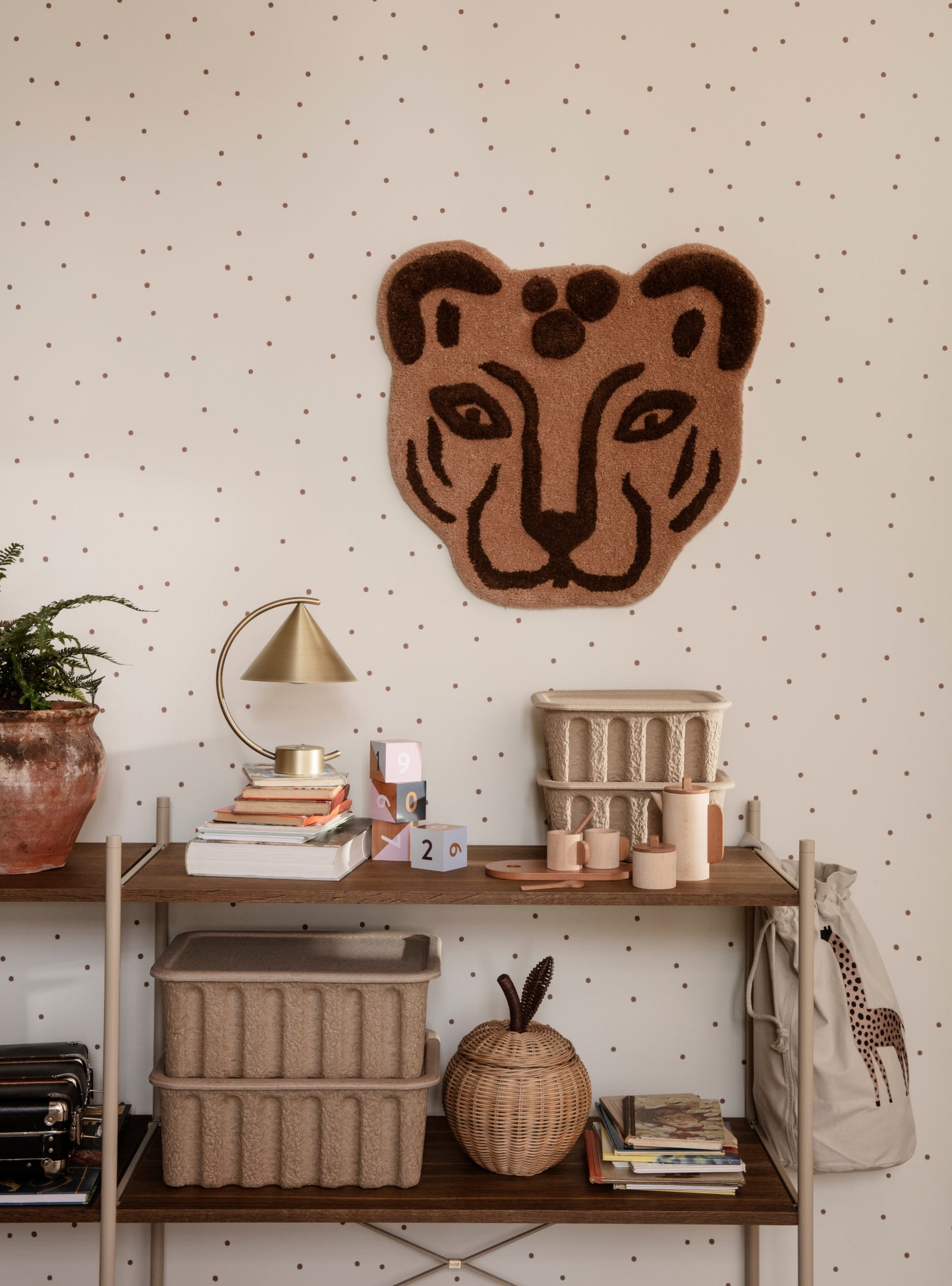 Ferm Living Meridian pöytävalaisin messinki