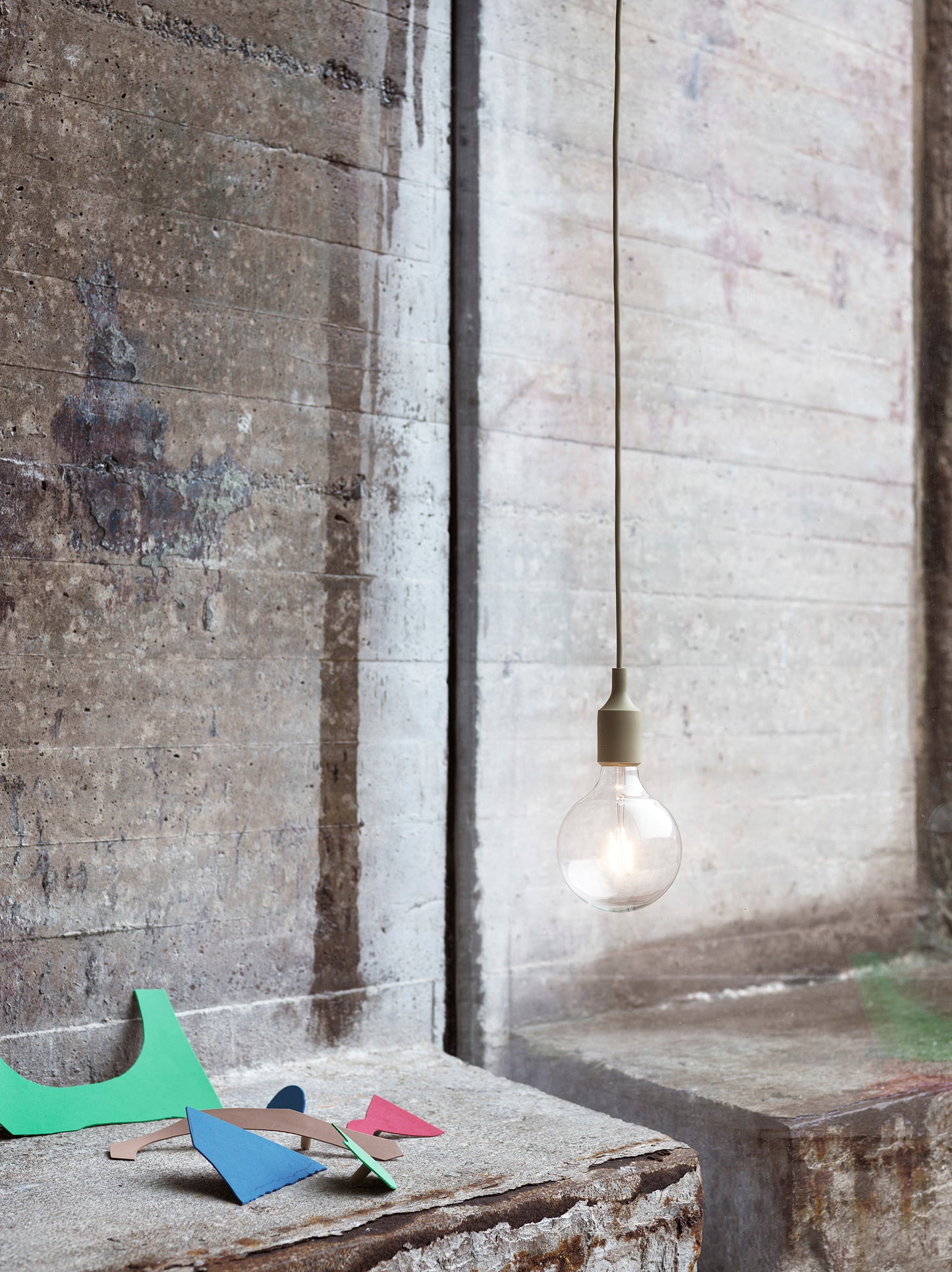 Muuto E27 valaisin beige-vihreä