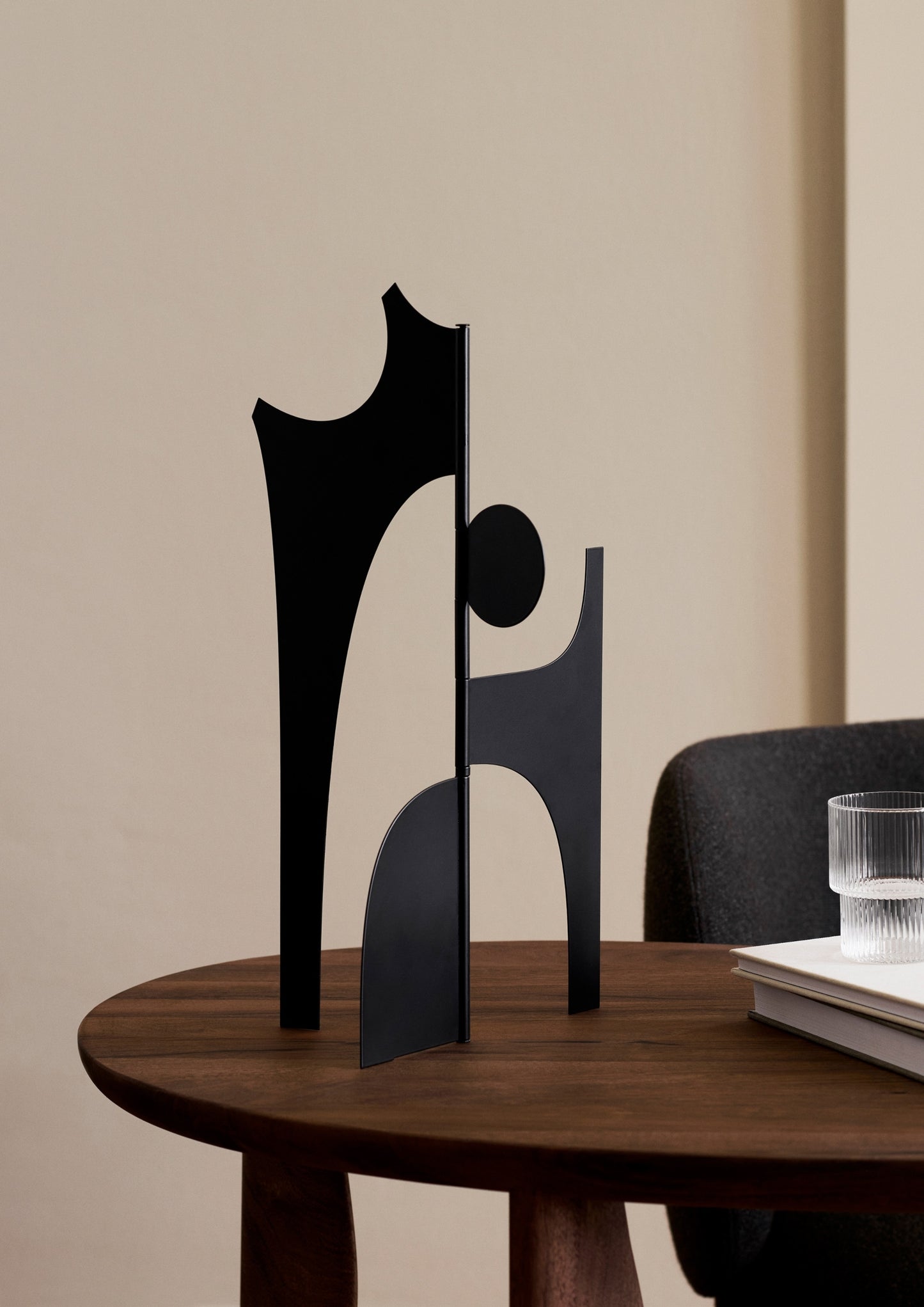 Ferm Living Contour Piece pöytäkoriste musta