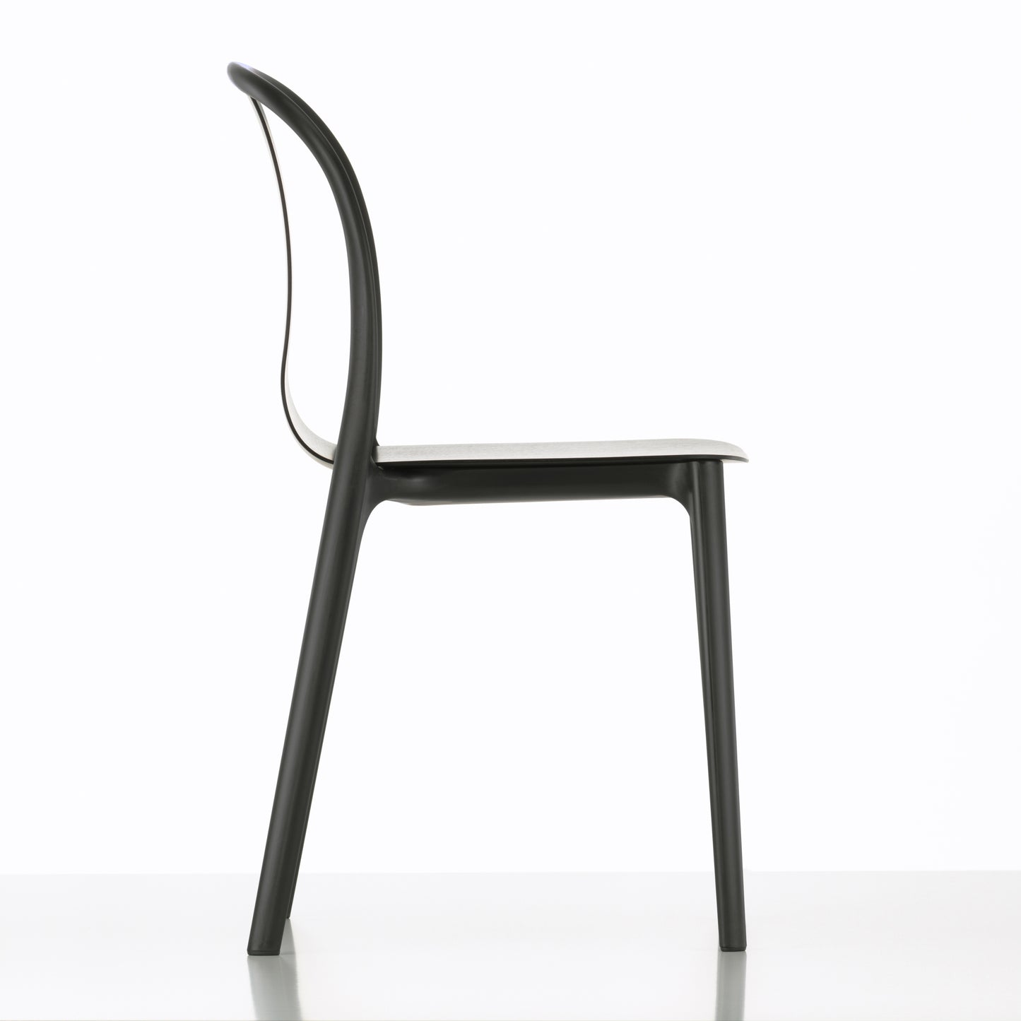 Vitra Belleville tuoli musta muovi