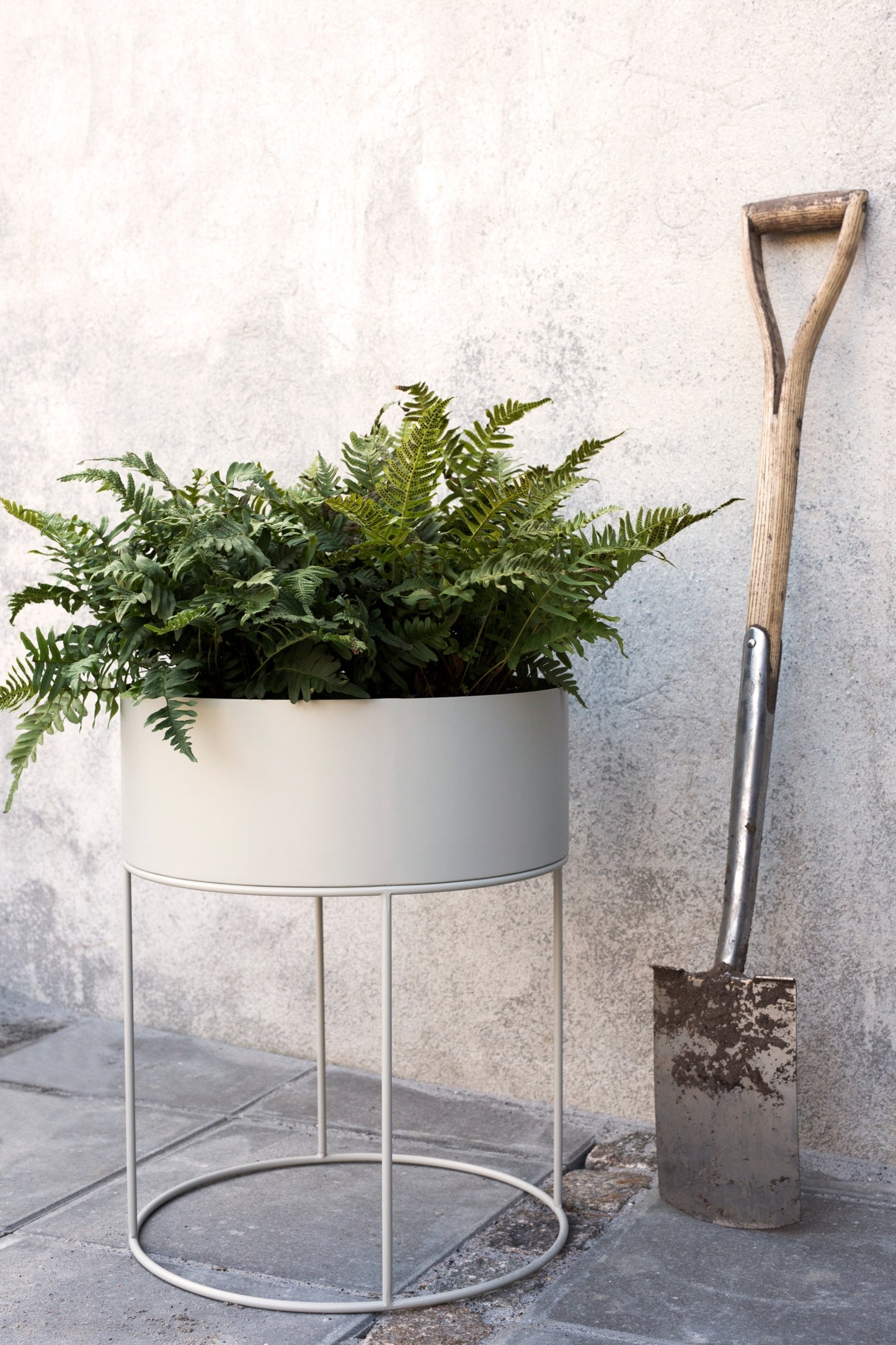 Ferm Living Plant box pyöreä vaaleanharmaa