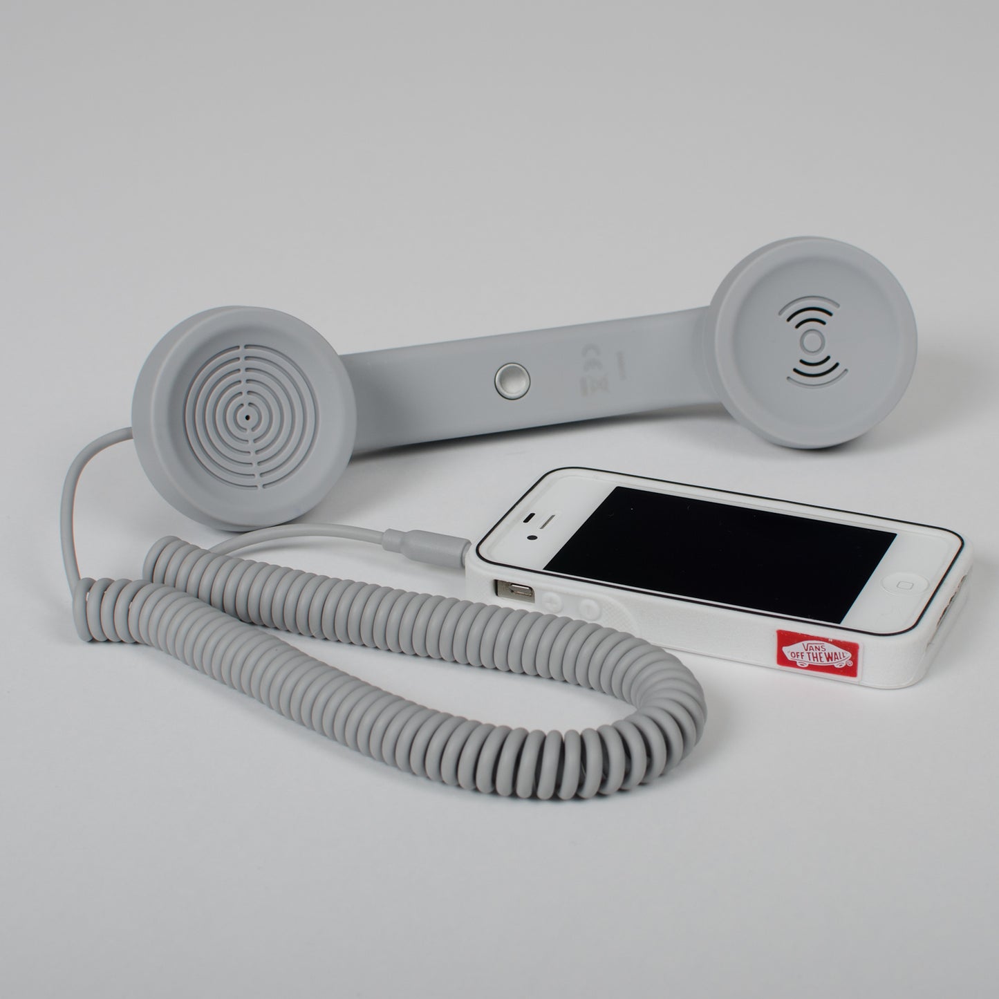 POP Phone tummanharmaa (kuvassa vaaleanharmaa)