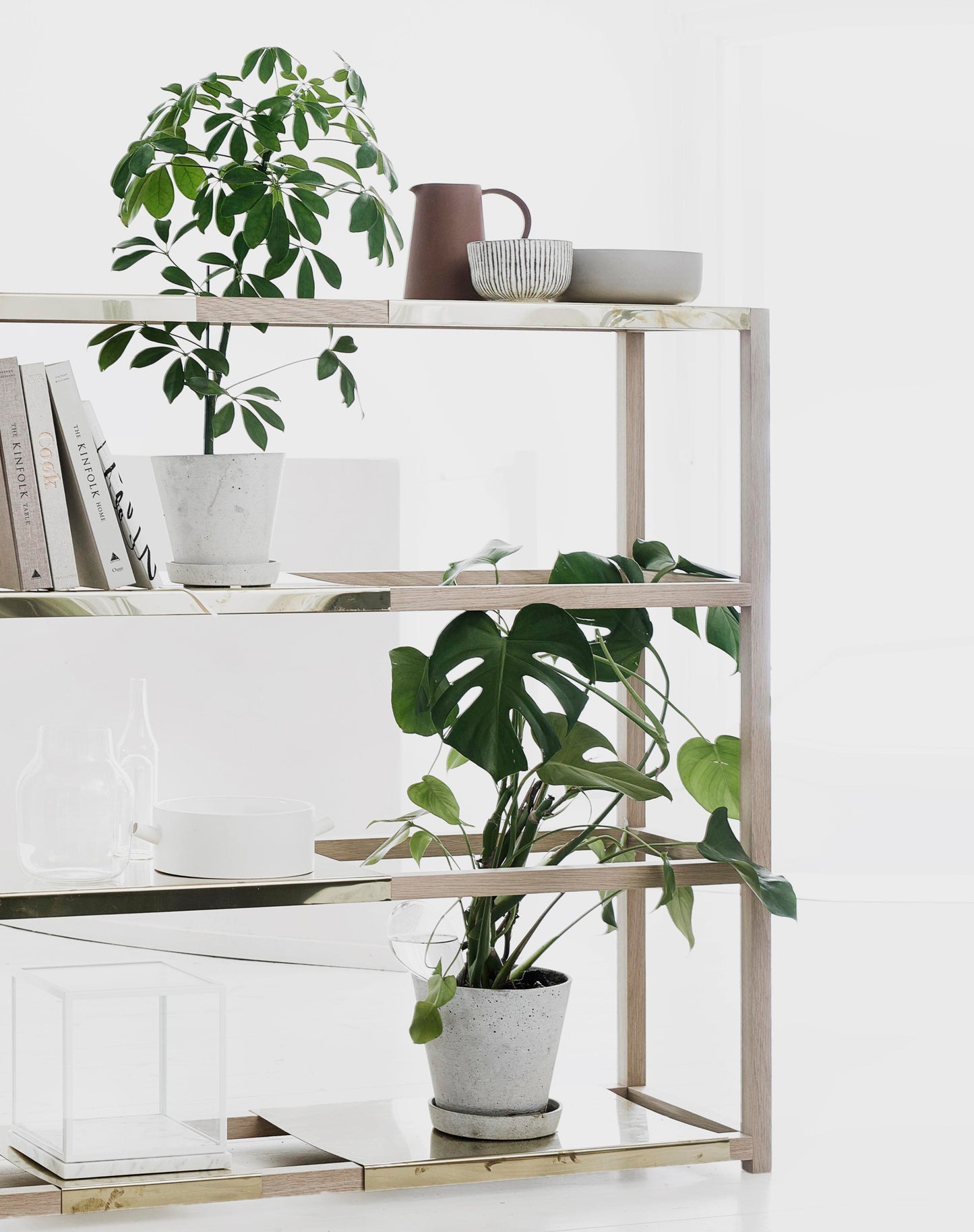 Adea The Botanic Shelf korkea tammi/messinki