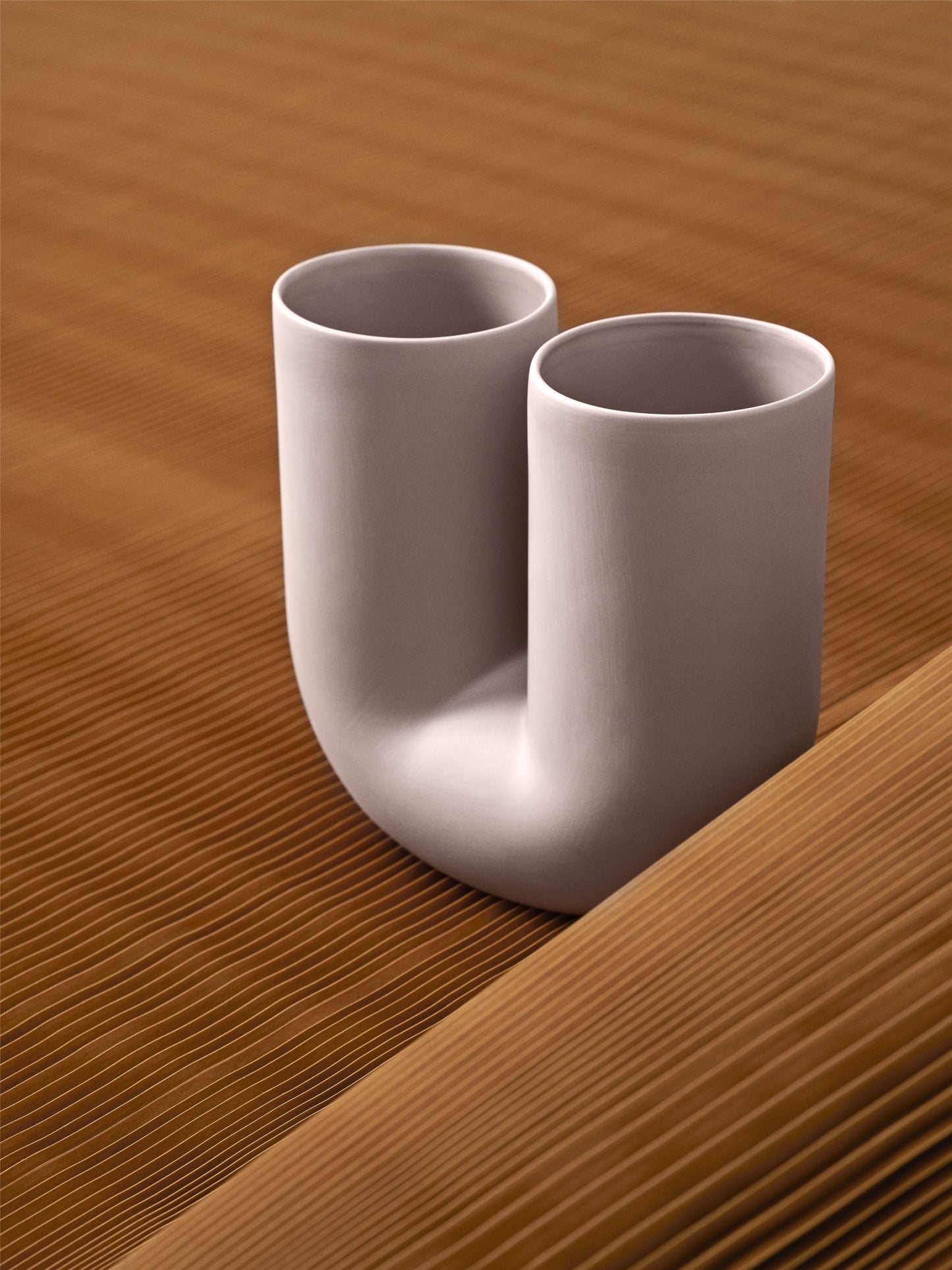 Muuto Kink vaasi lila