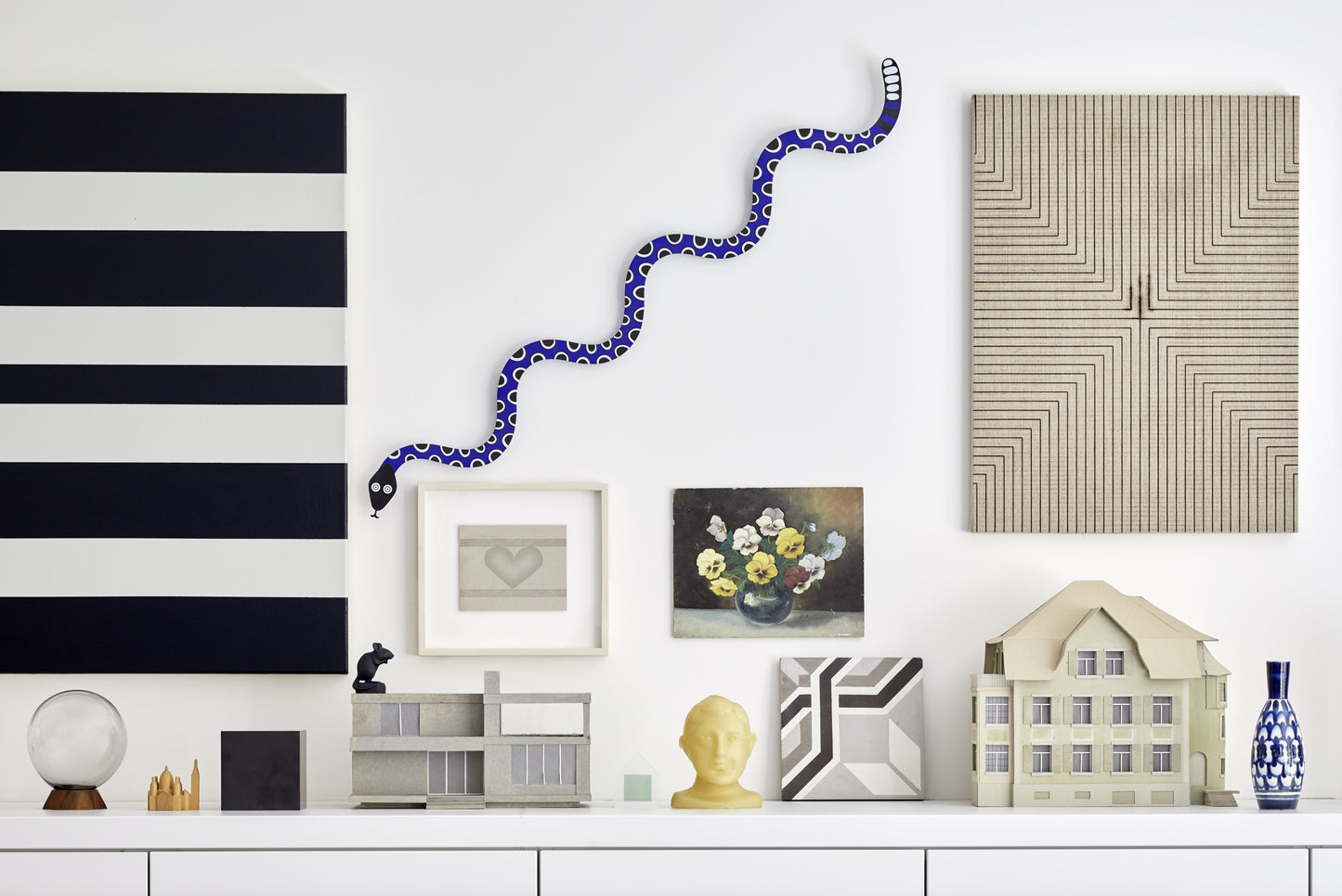 Vitra Magic Snake seinäkoriste