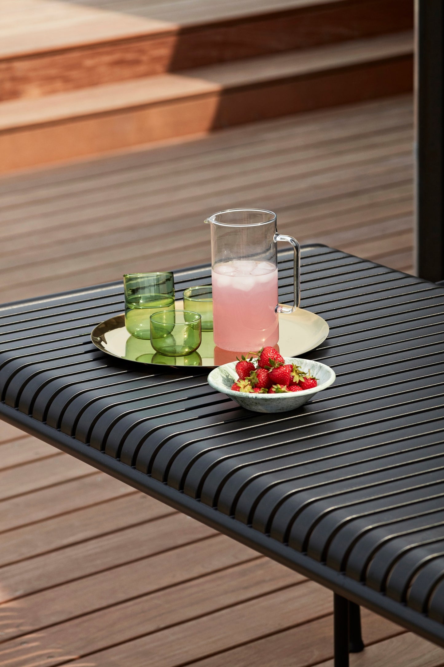HAY Palissade pöytä 80x80 cm antrasiitti