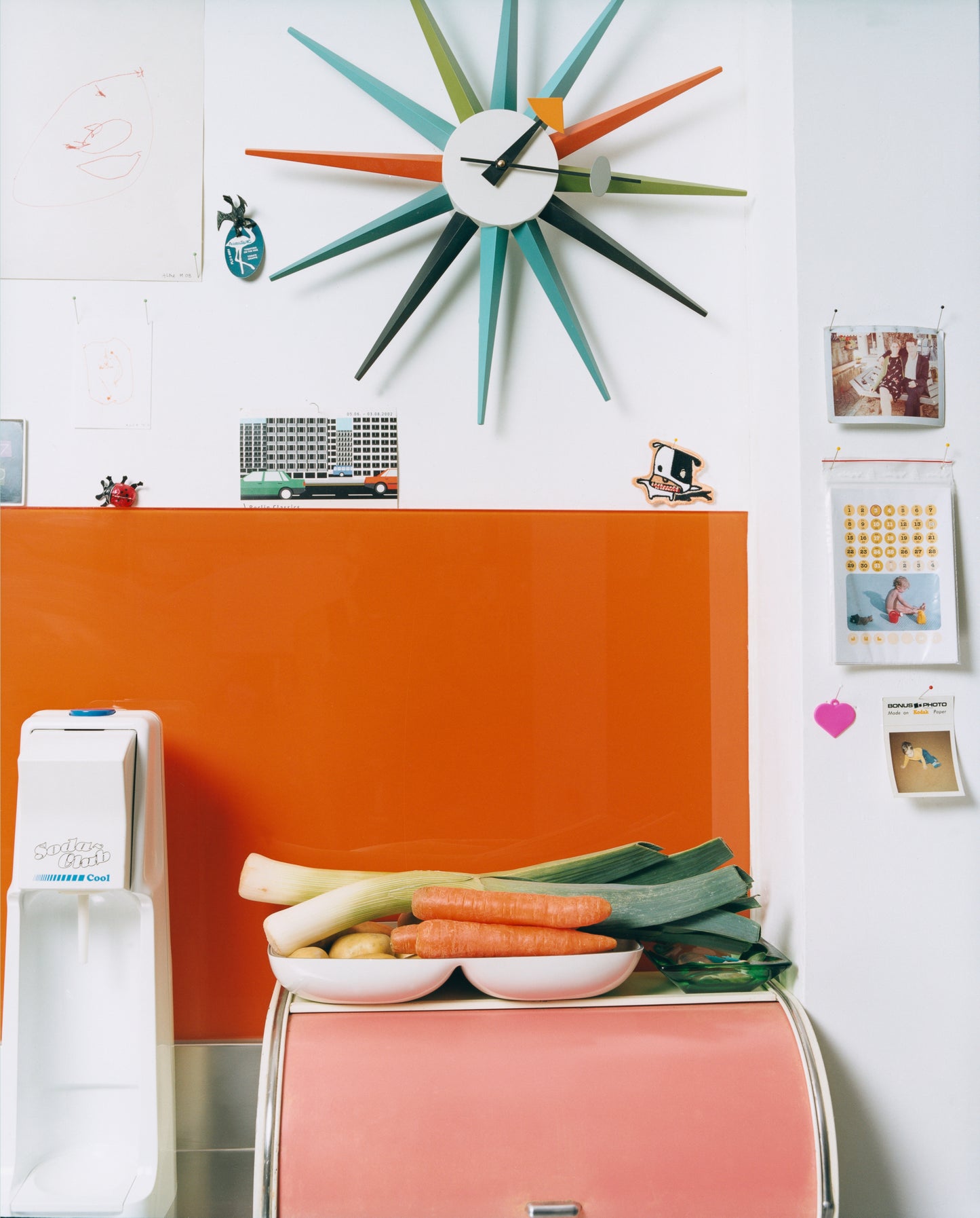 Vitra Nelson Sunburst kello monivärinen